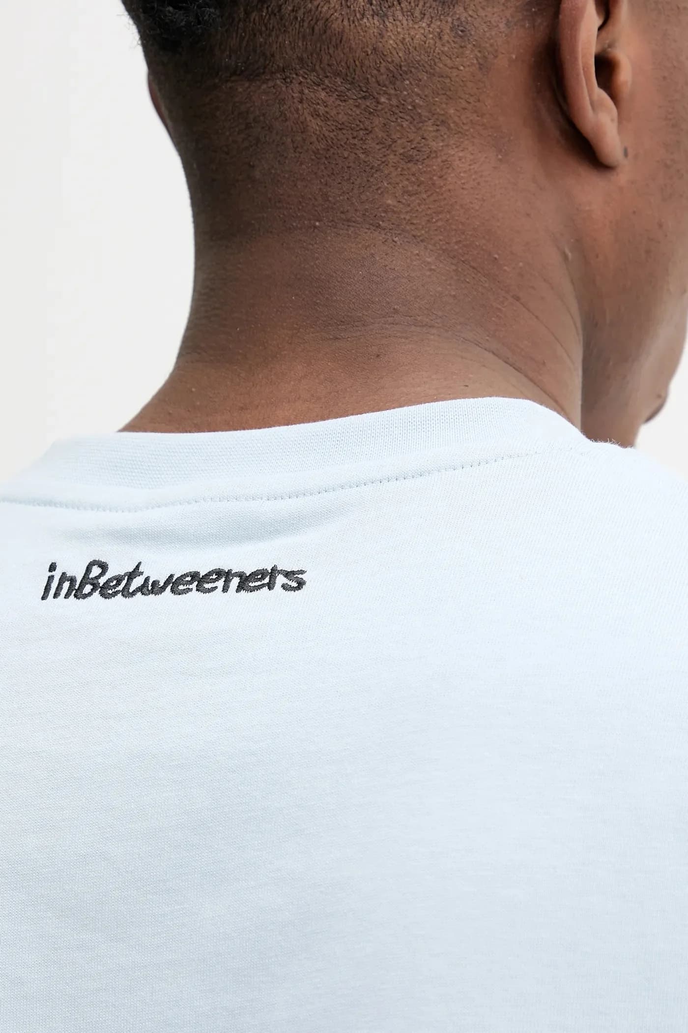 Хлопковая футболка - фото 9