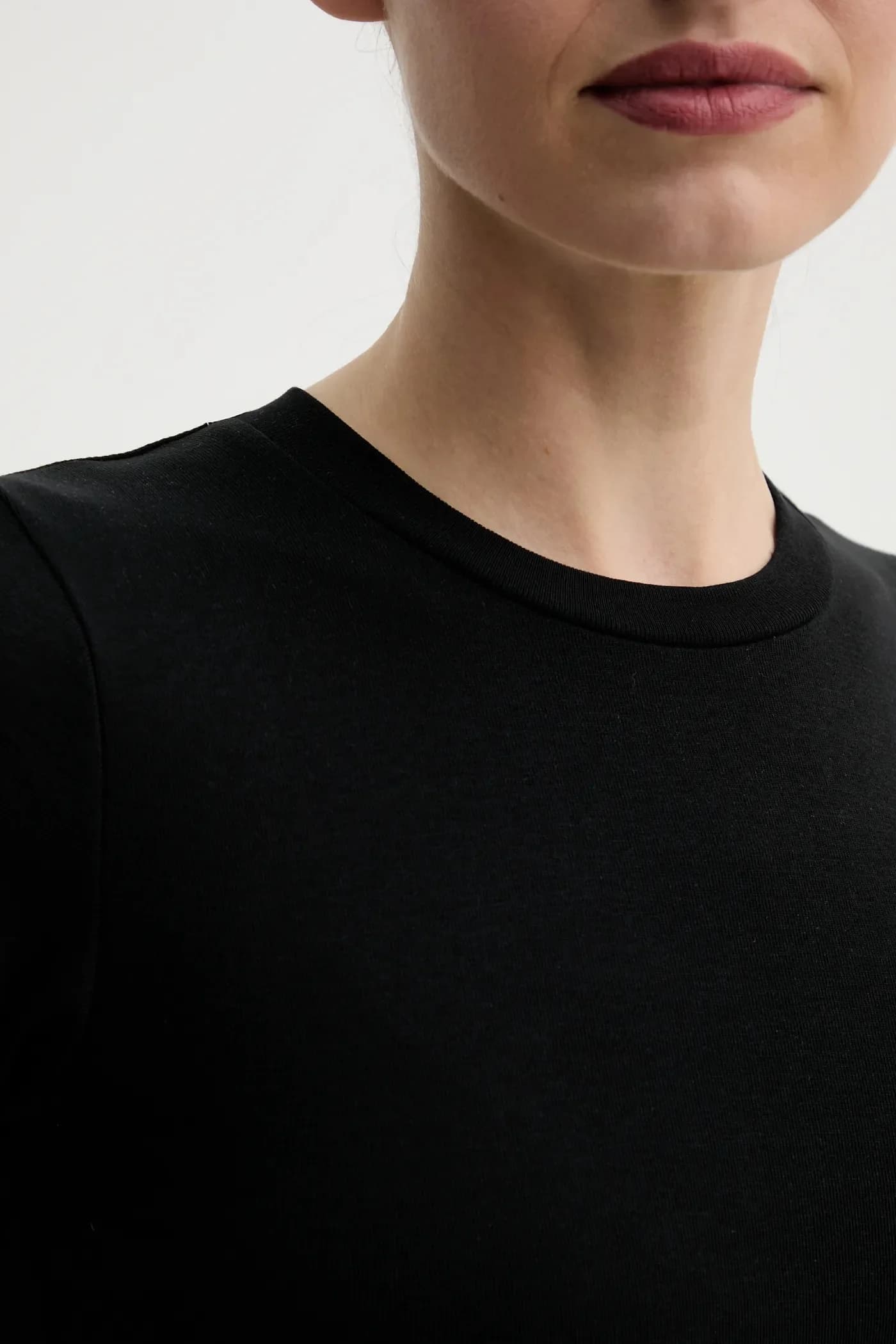 Хлопковая футболка Avery - фото 5