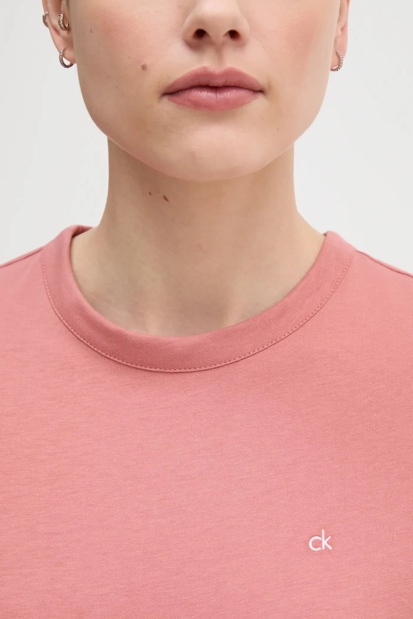 Хлопковая футболка - фото 5