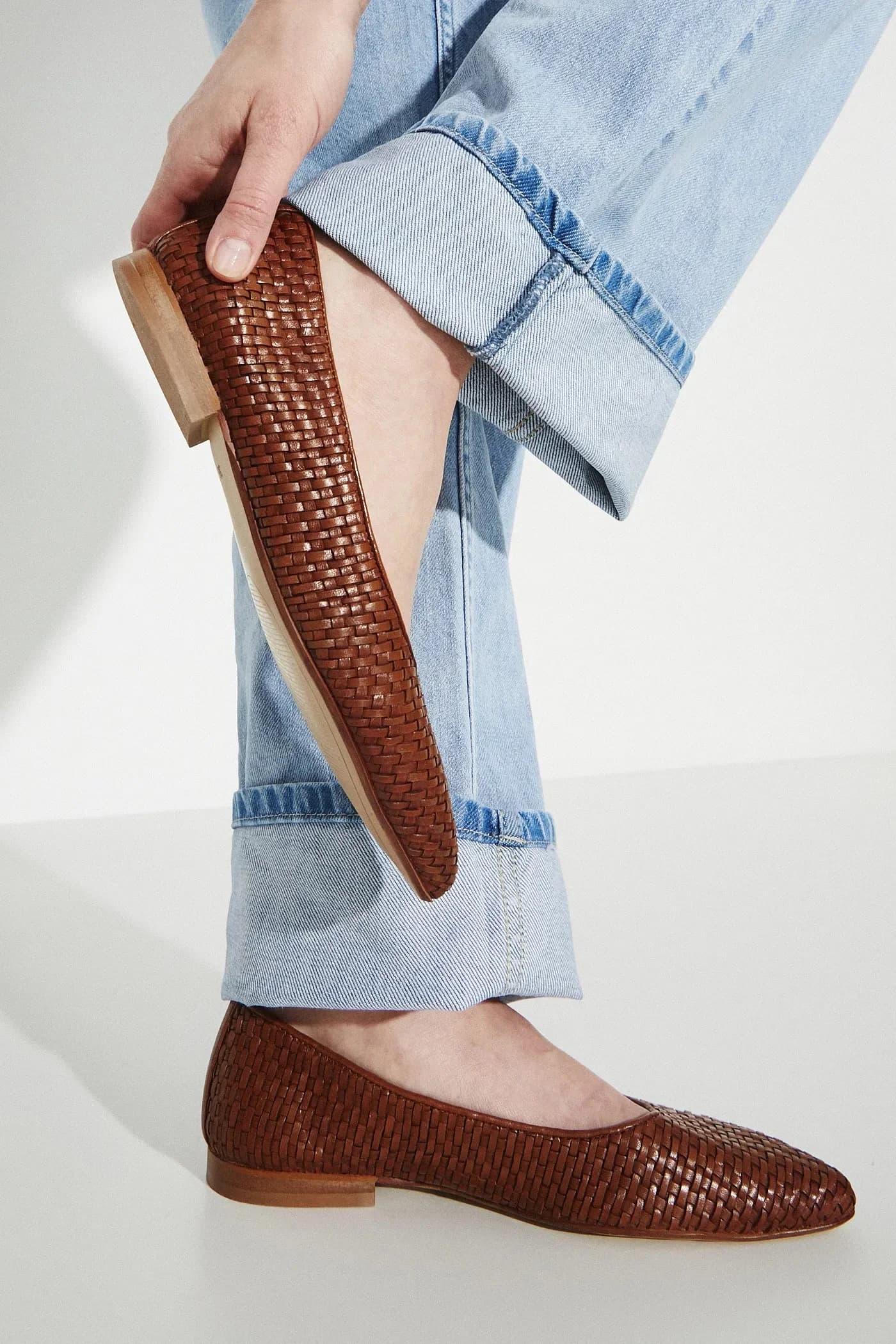 Кожаные балетки - фото 8