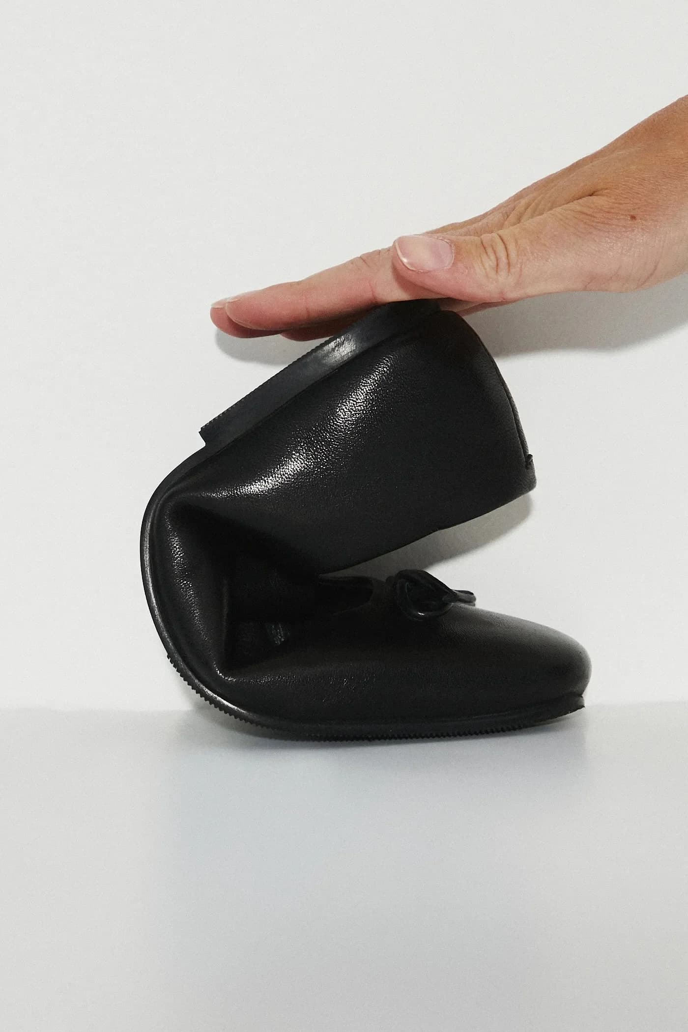 Кожаные балетки - фото 10