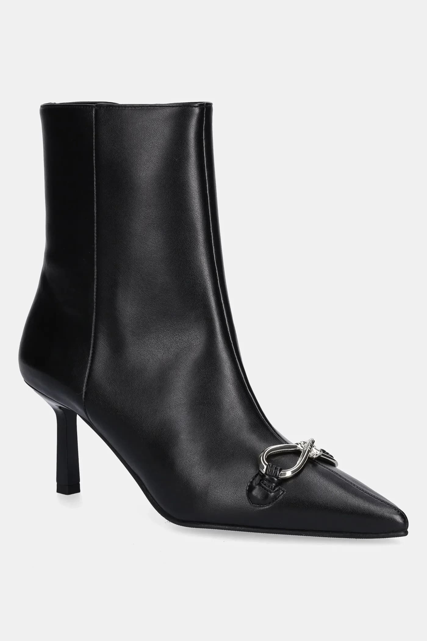 Китнисс сапоги