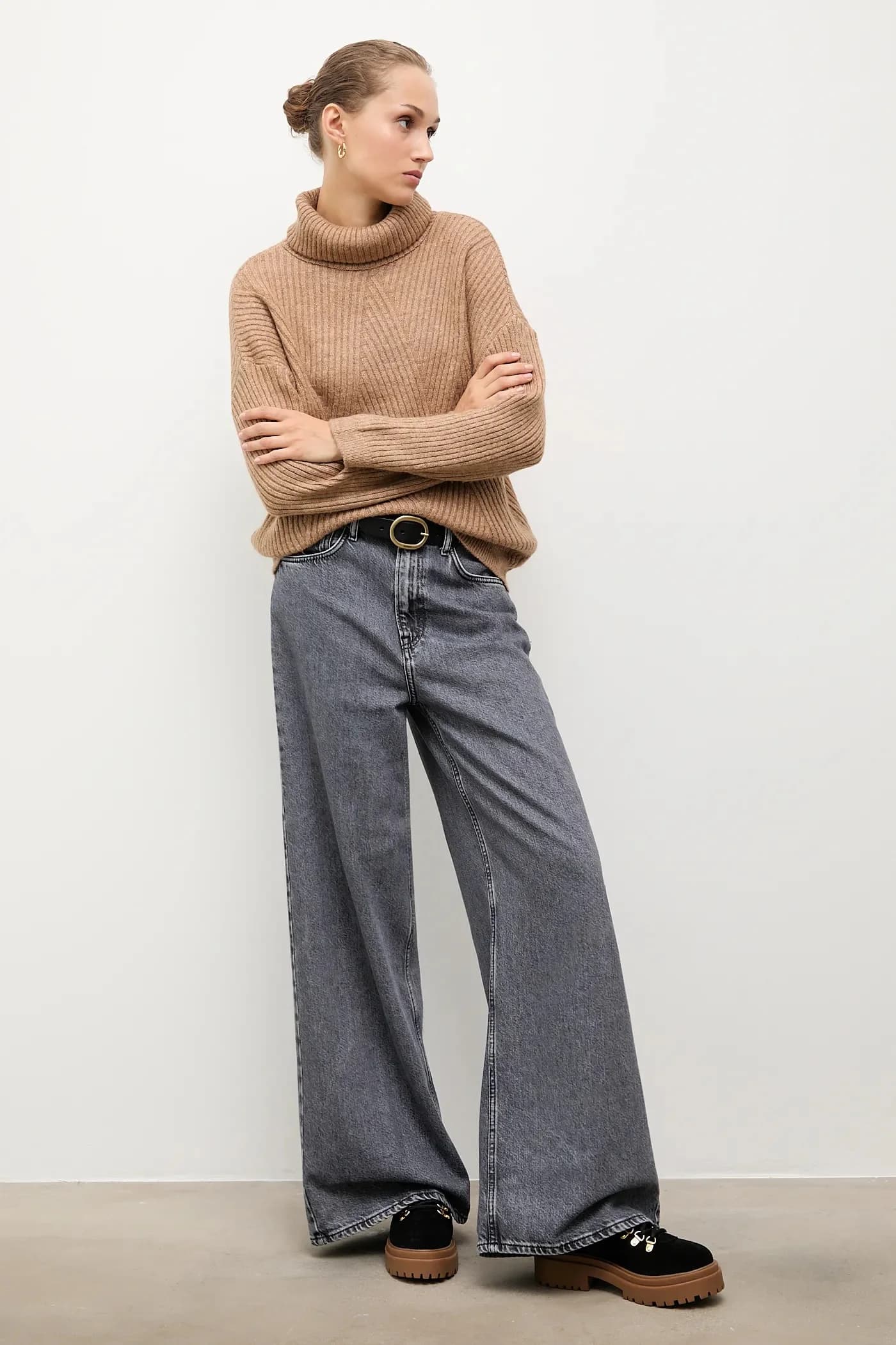 Замшевые ботильоны - фото 7