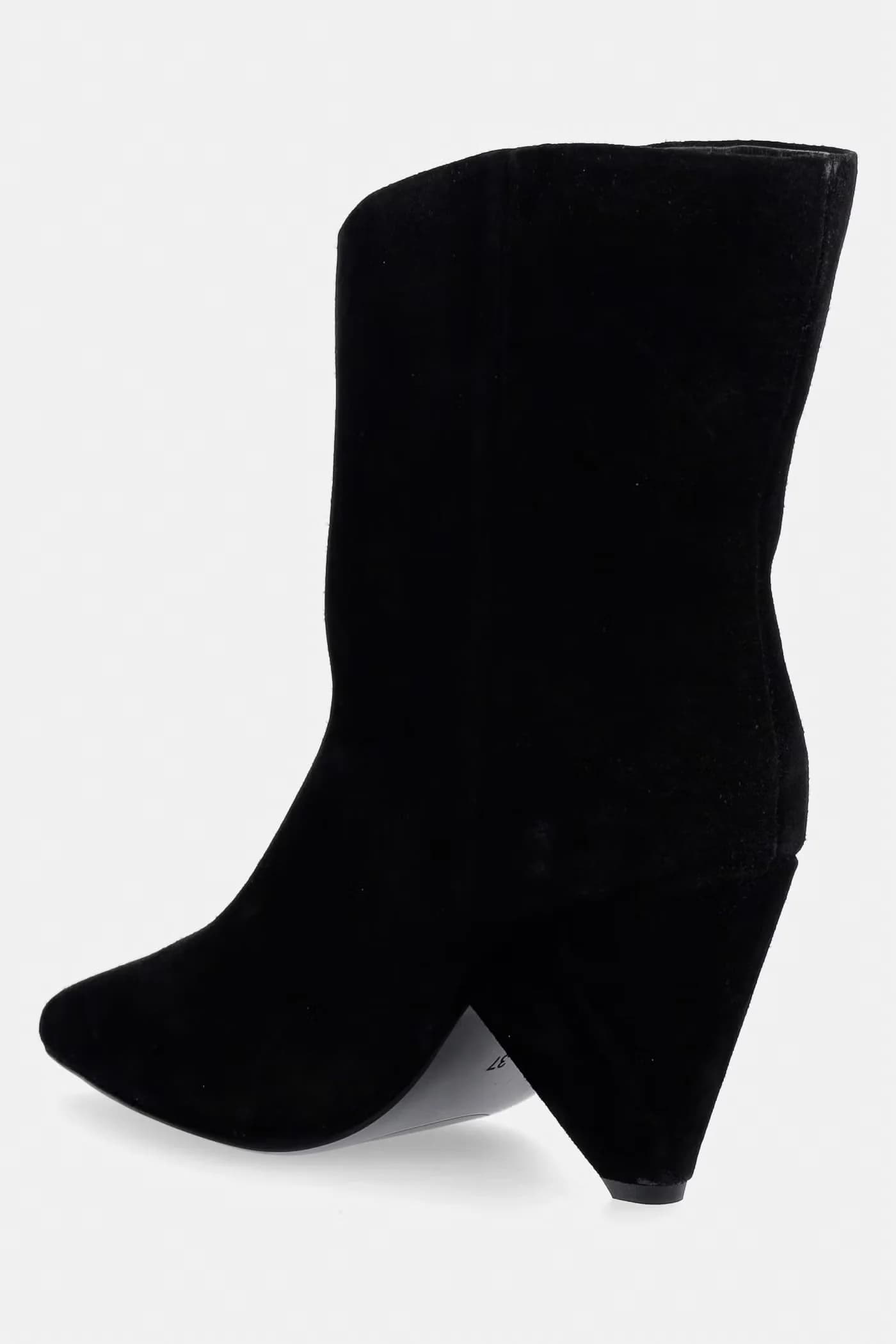 Замшевые ботильоны - фото 4