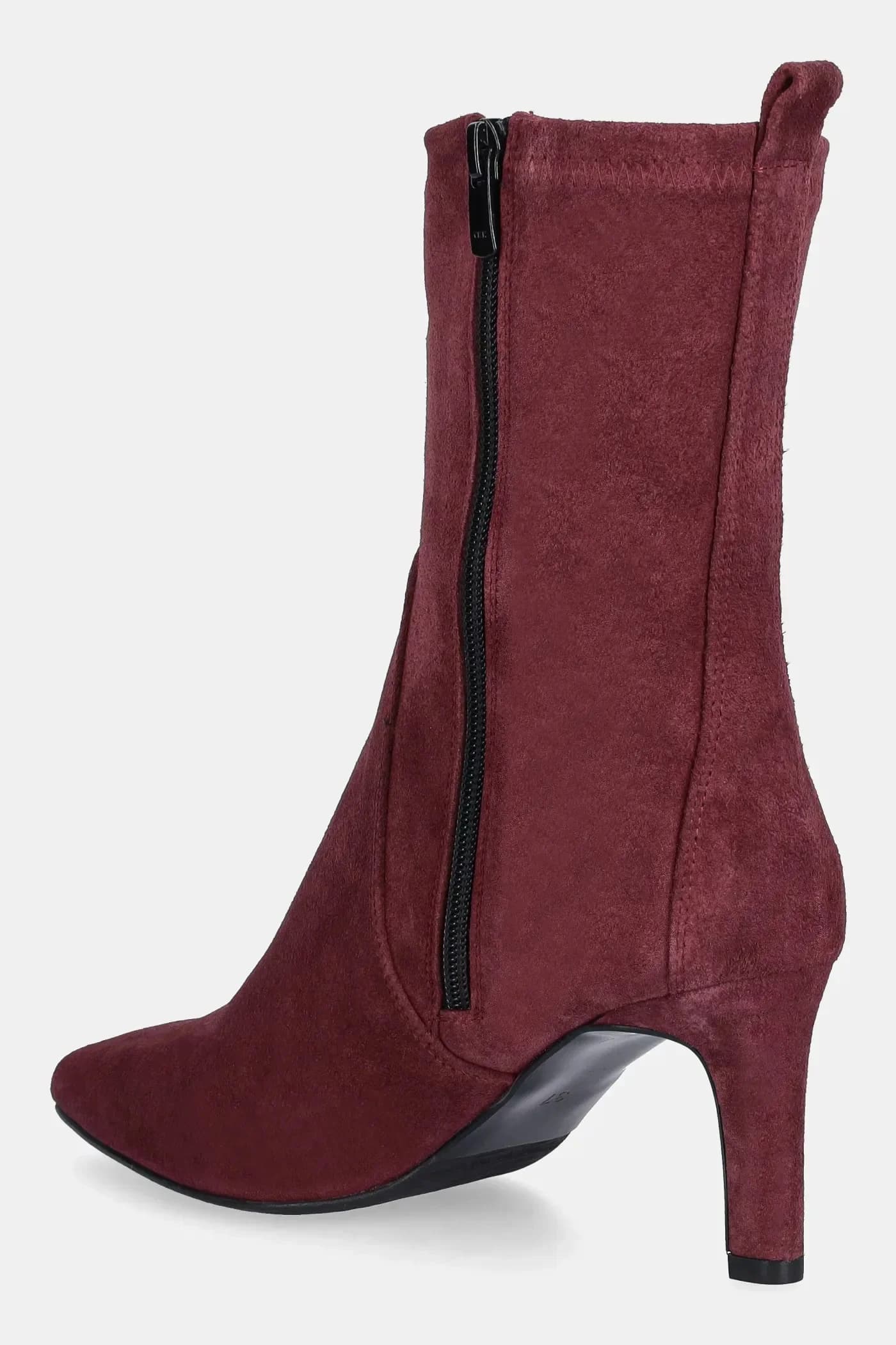 Замшевые ботильоны - фото 4