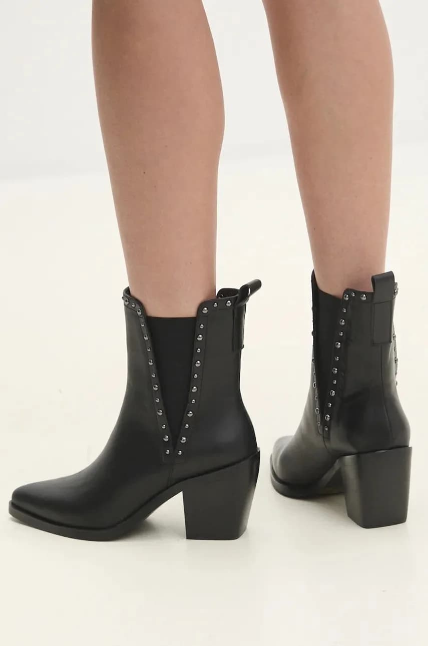 Кожаные ботинки челси