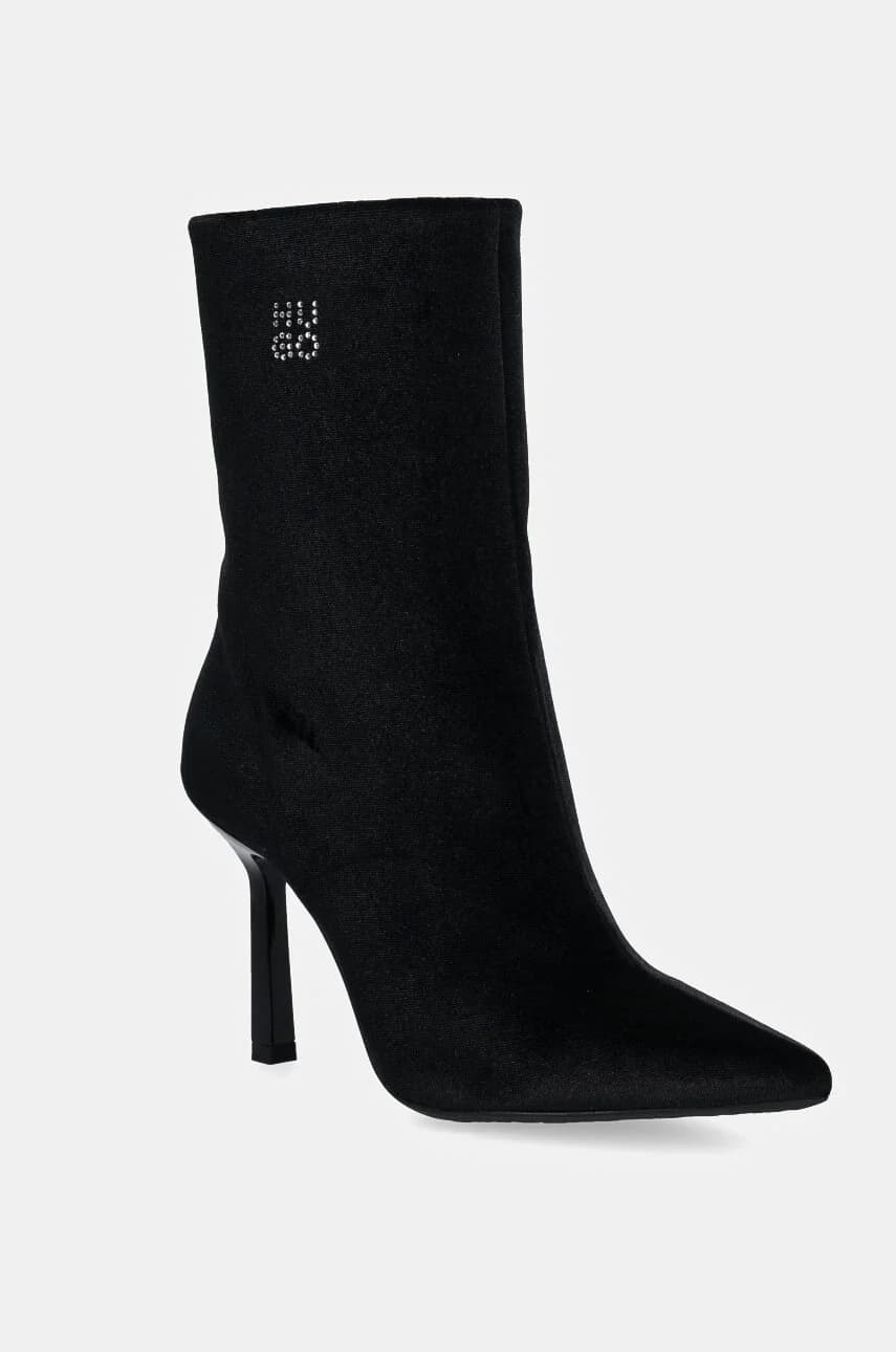 Китнисс сапоги