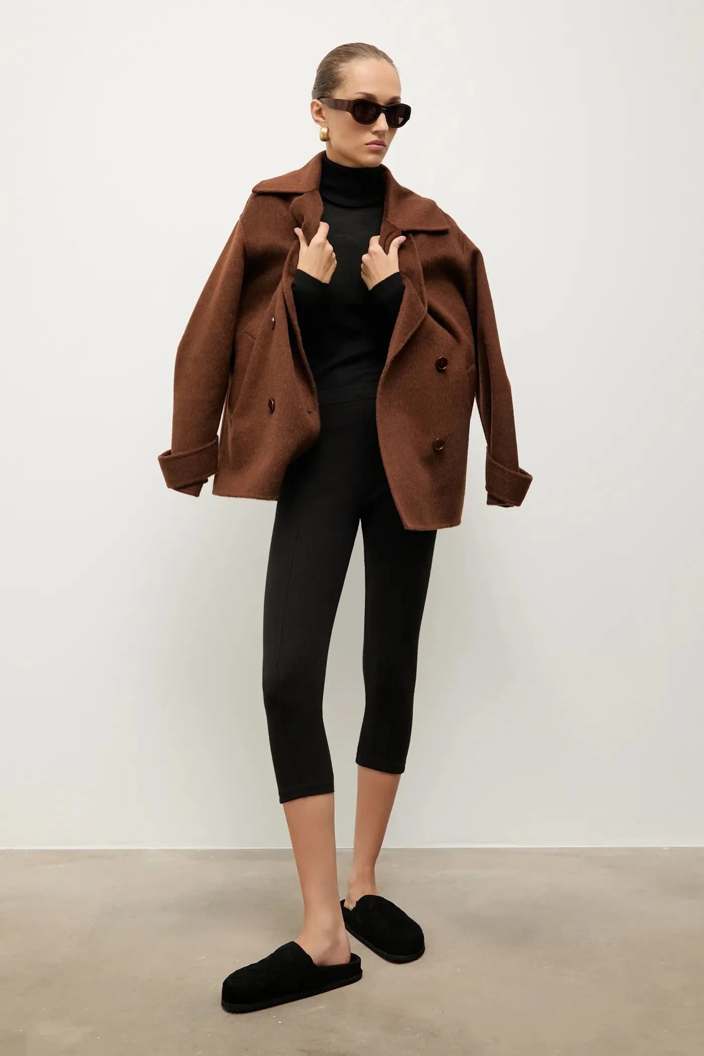 Замшевые тапочки - фото 7