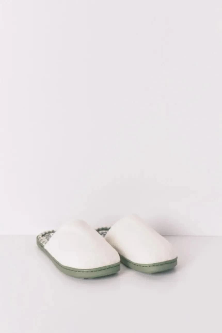 Тапочки МУЛЬТИЛИЦЕНЗИОННЫЙ КОТТЕДЖ - фото 4