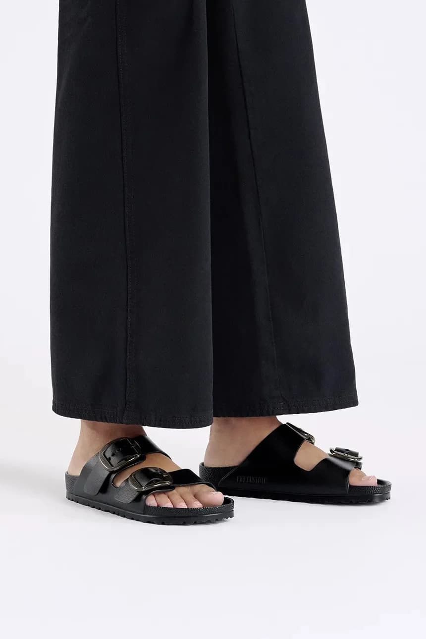 шлепанцы Arizona с большой пряжкой из этиленвинилацетата - фото 7