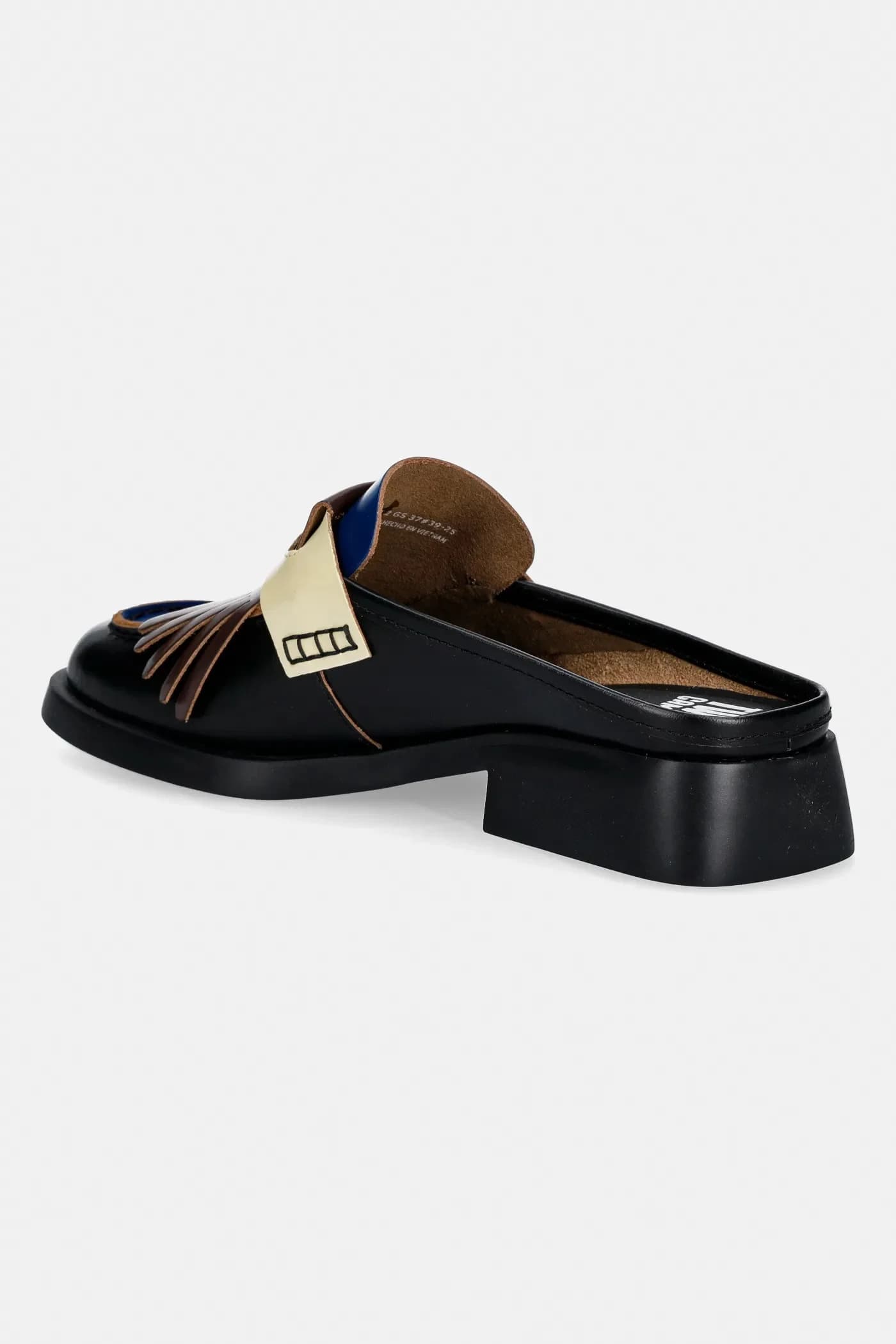 шлепанцы из стеклопластиковой кожи - фото 4