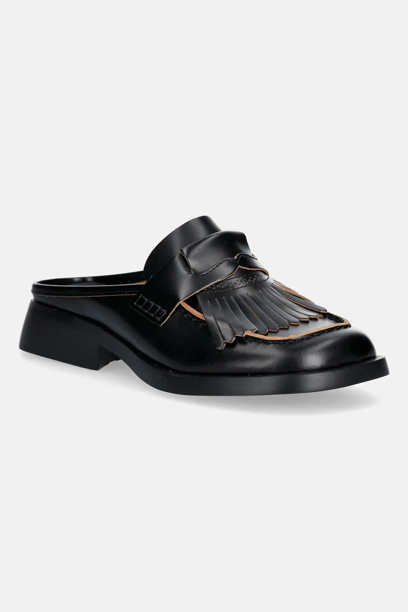 шлепанцы из стеклопластиковой кожи - фото 2