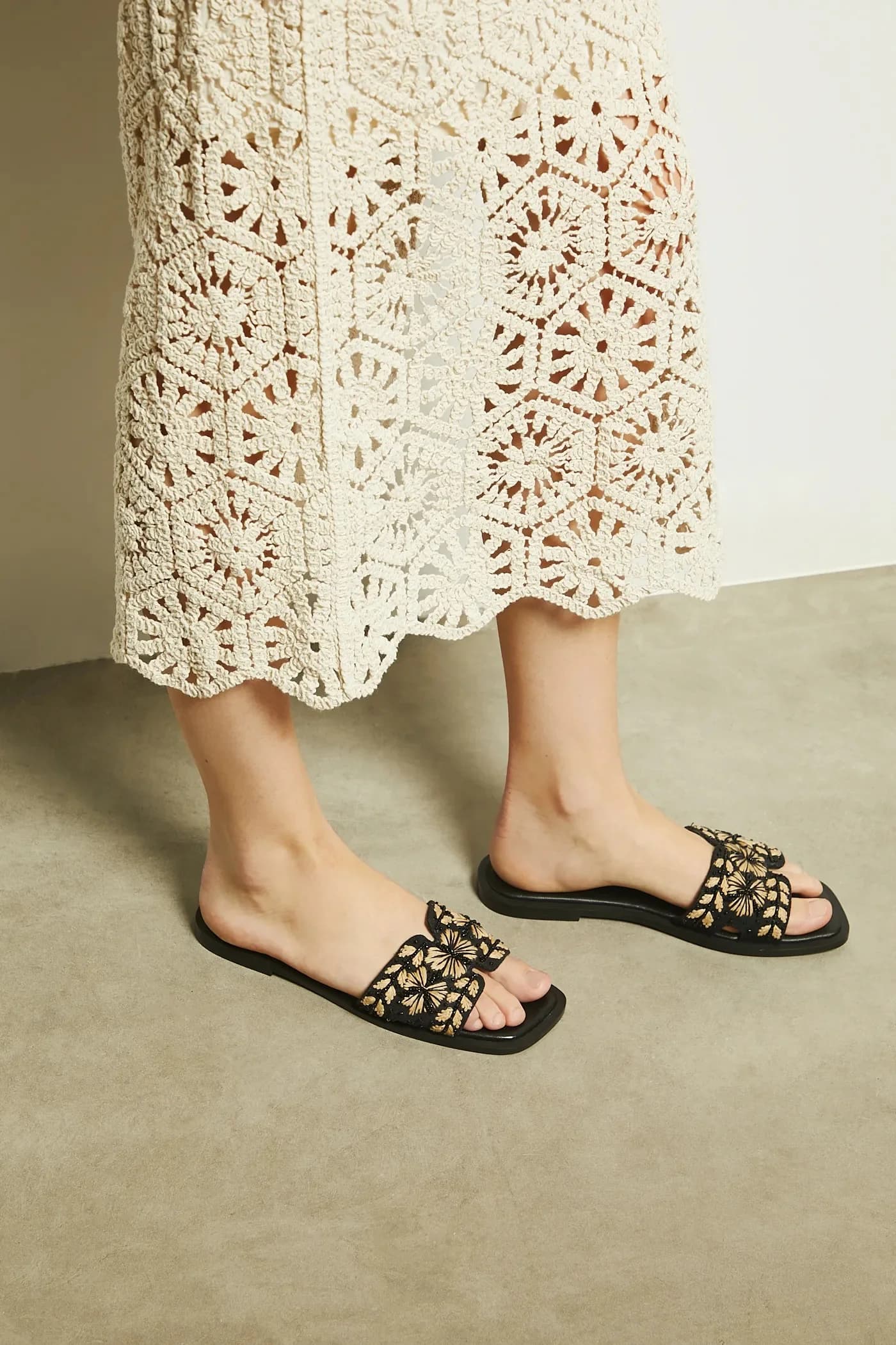 Шлепки - фото 7