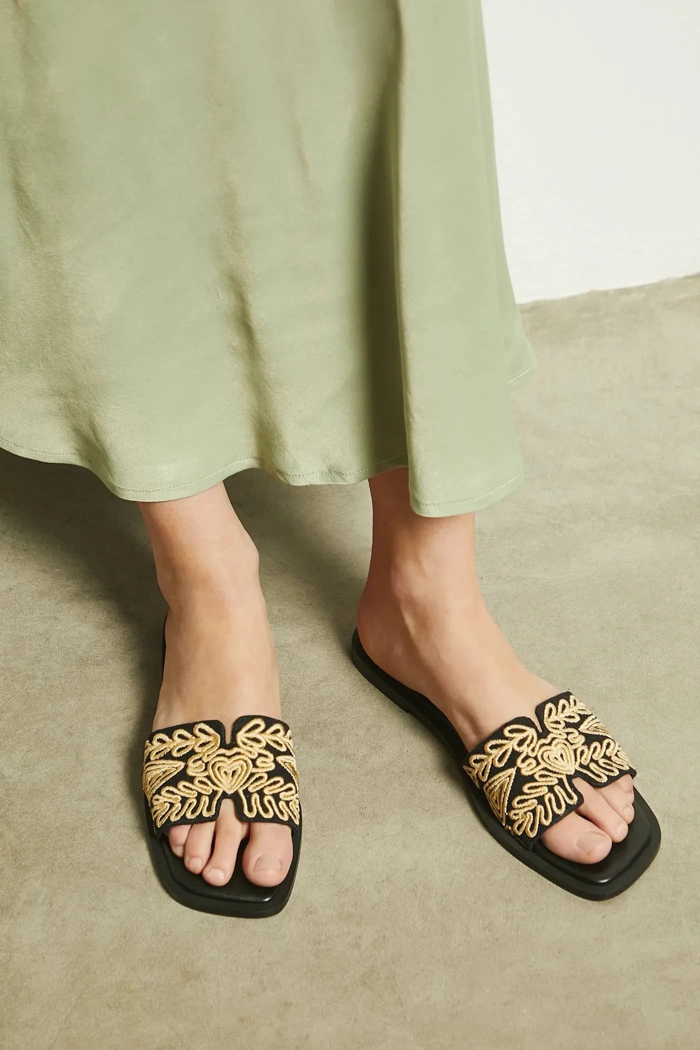 Шлепки - фото 8