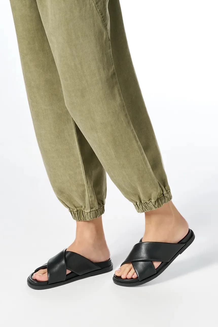 Кожаные шлепанцы D ADELASH - фото 7