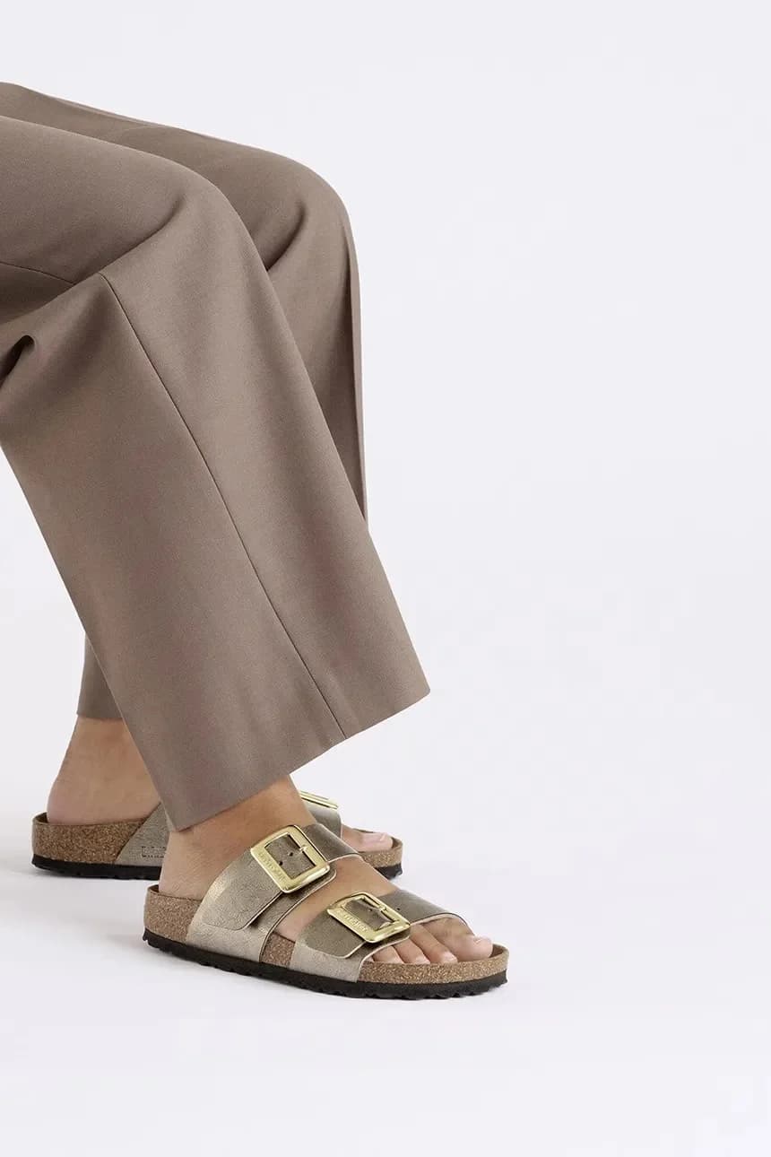 Шлепанцы с пряжкой Sydney Graceful - фото 7