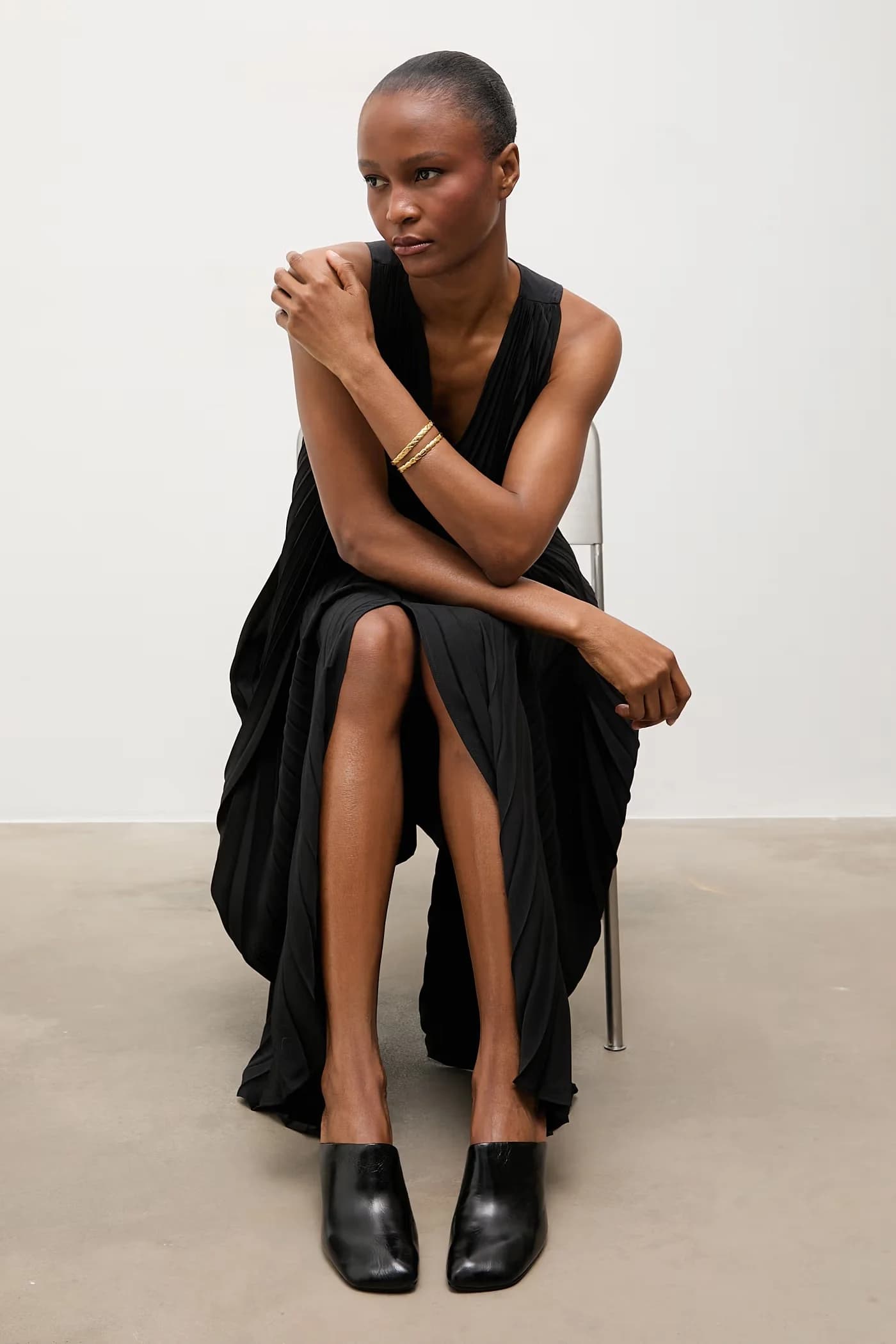 Женские кожаные тапочки-мюли - фото 8