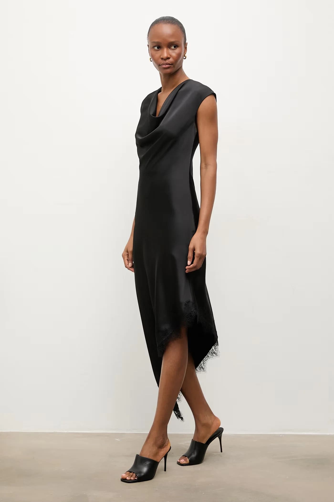 Кожаные шлепанцы - фото 6