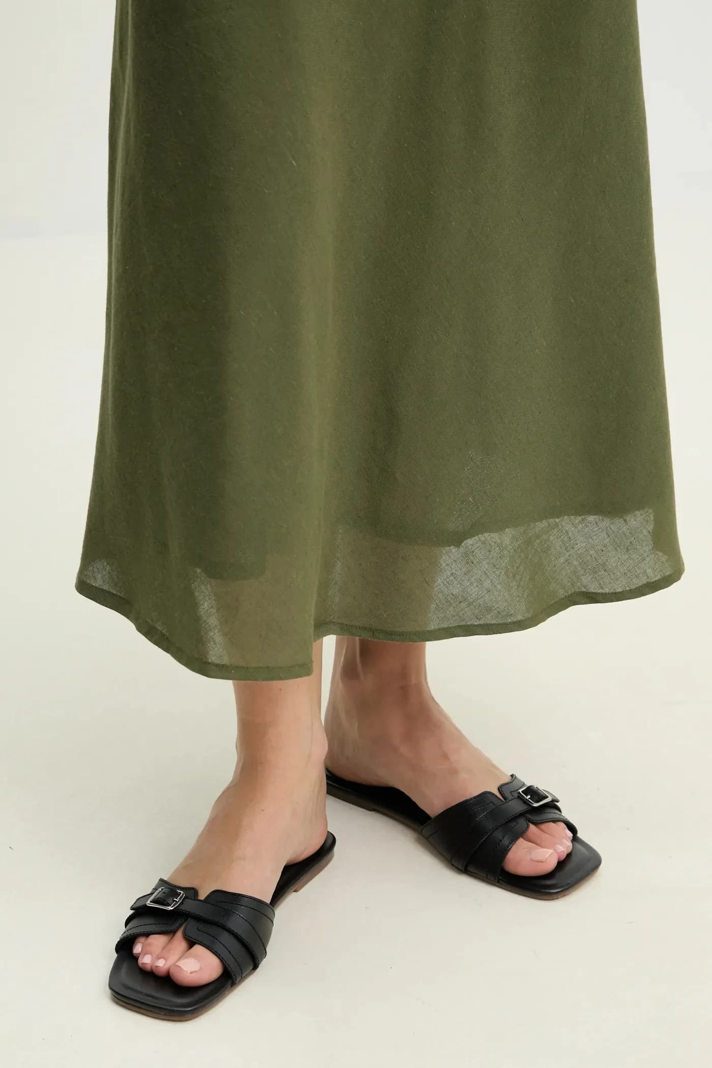 Кожаные шлепанцы