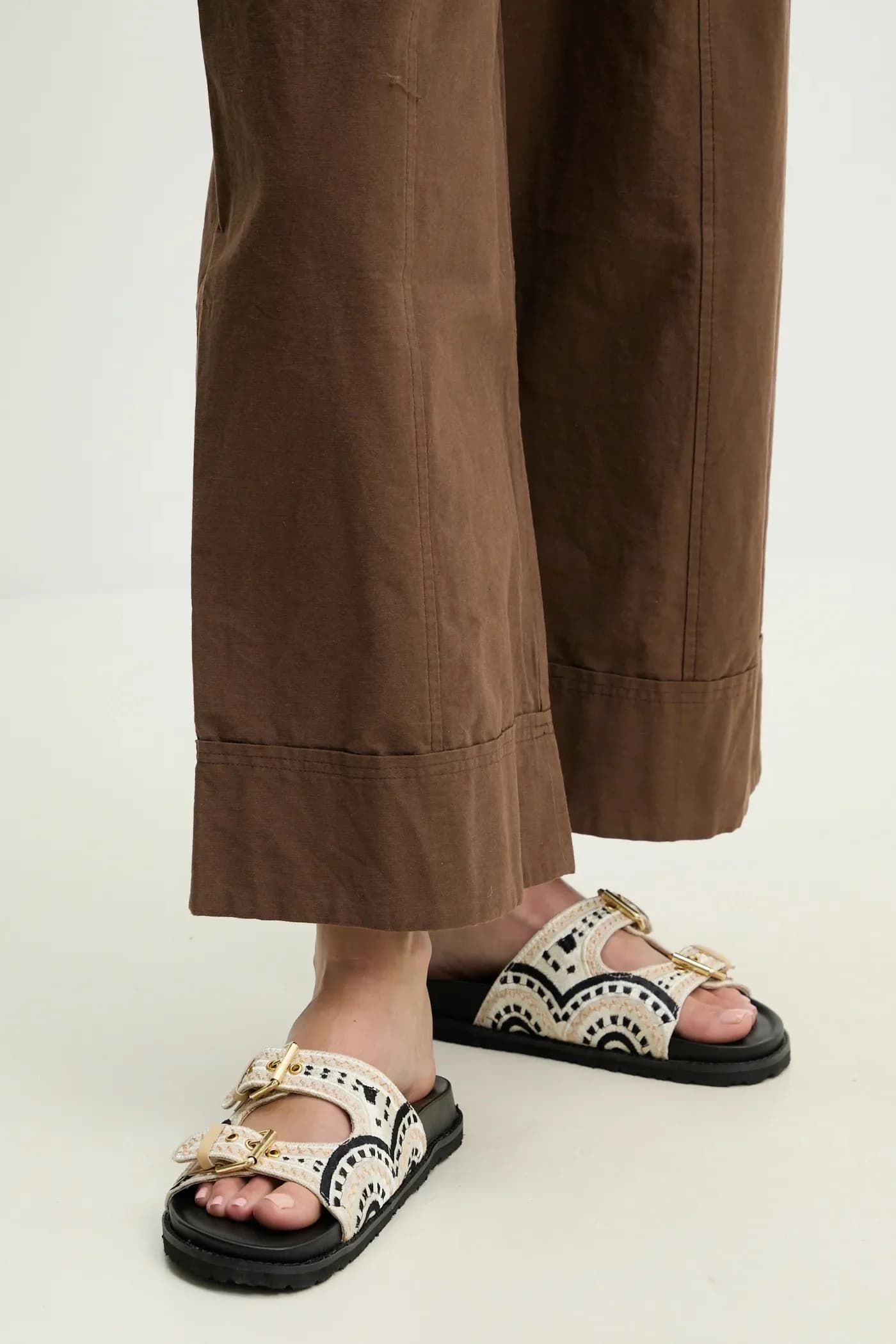 Шлепки - фото 7