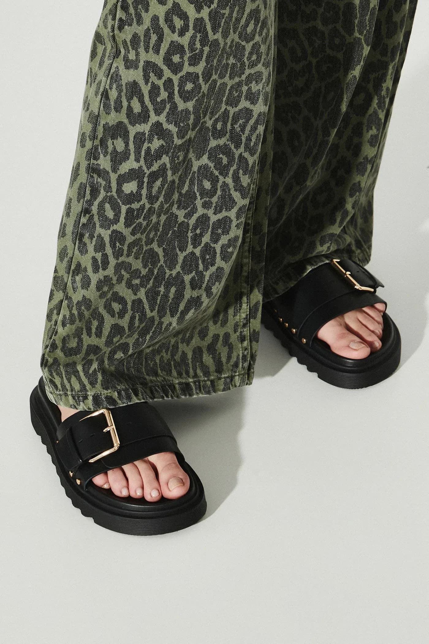 Шлепки - фото 8