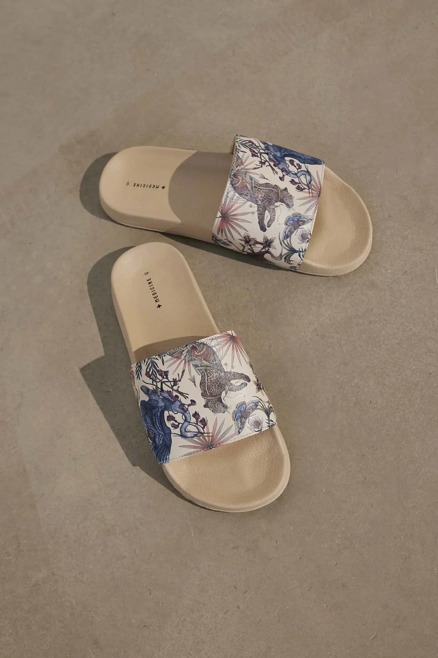 Шлепки - фото 7