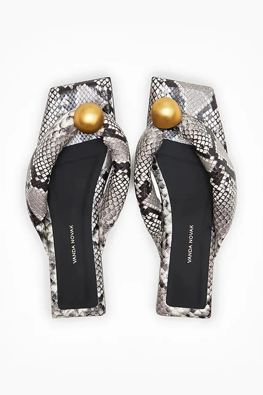 Шлепанцы из кожи питона цвета Florence Grey - фото 4