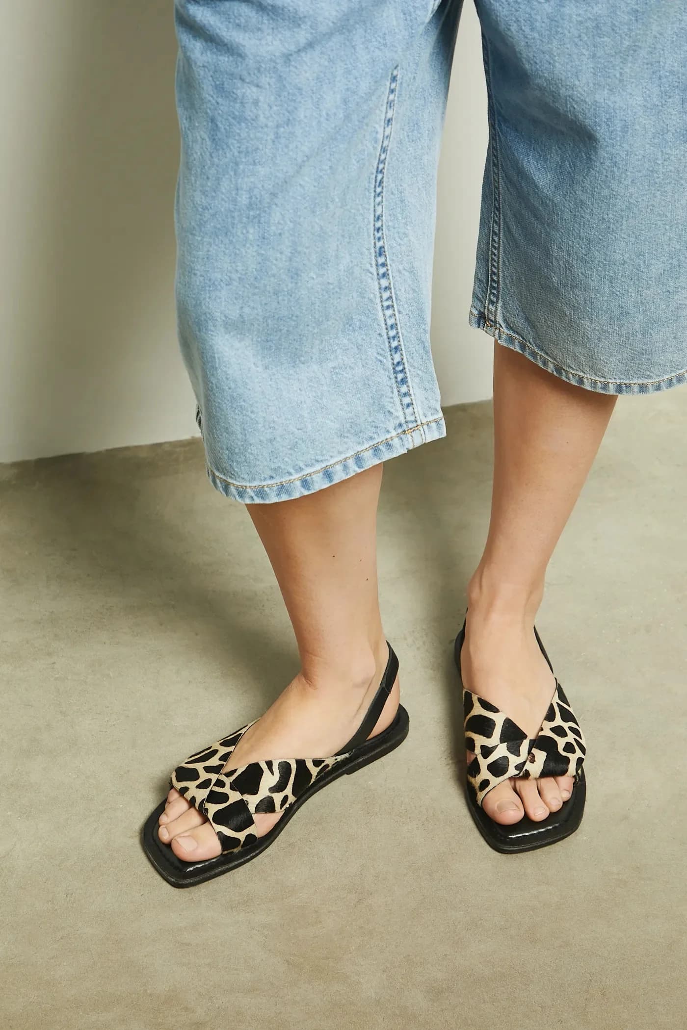 Кожаные сандалии - фото 8