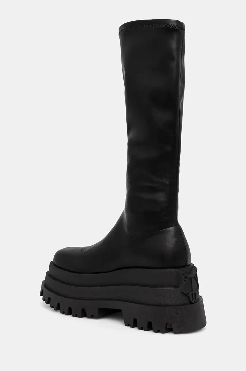 Сапоги греха - фото 2