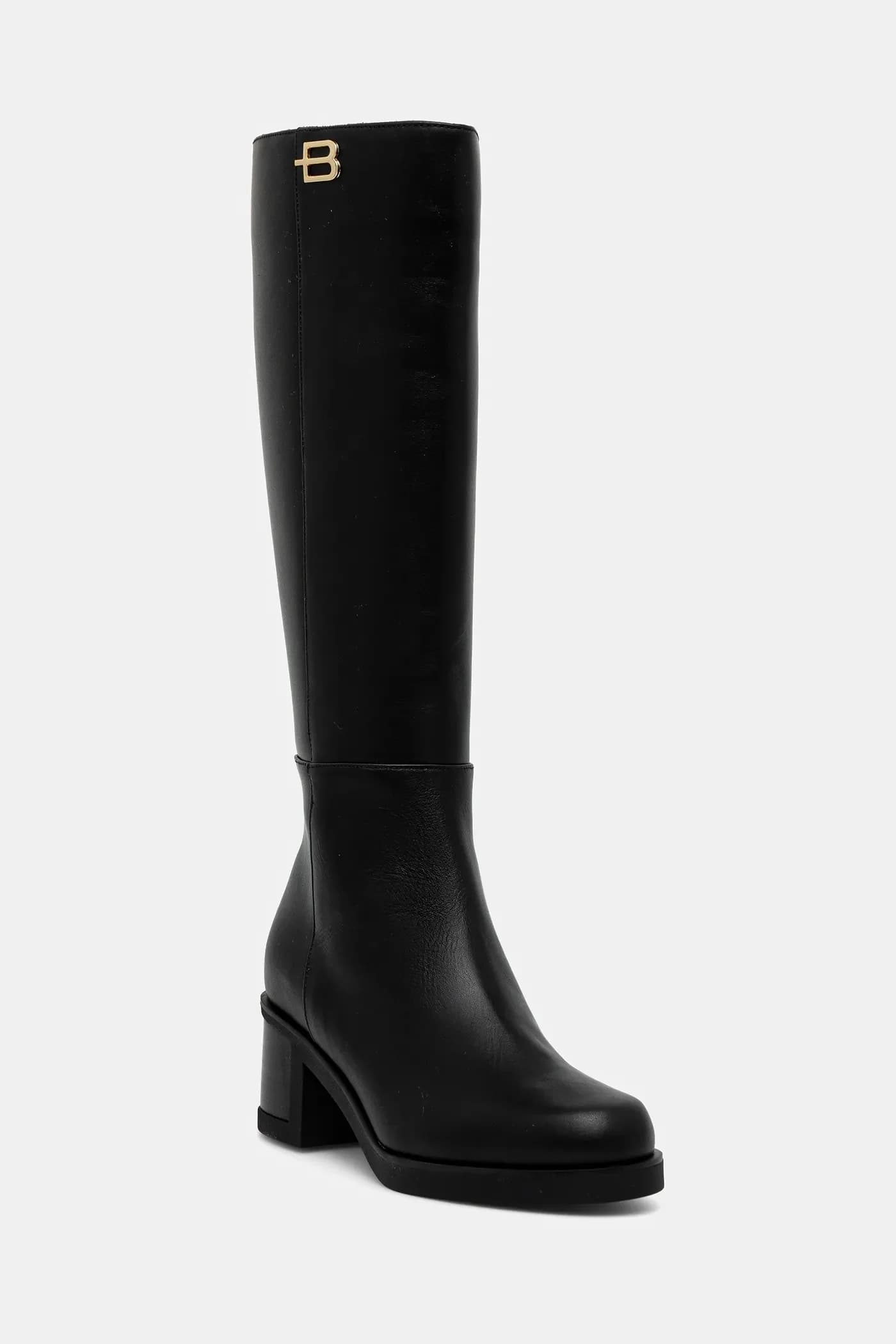 Кожаные сапоги