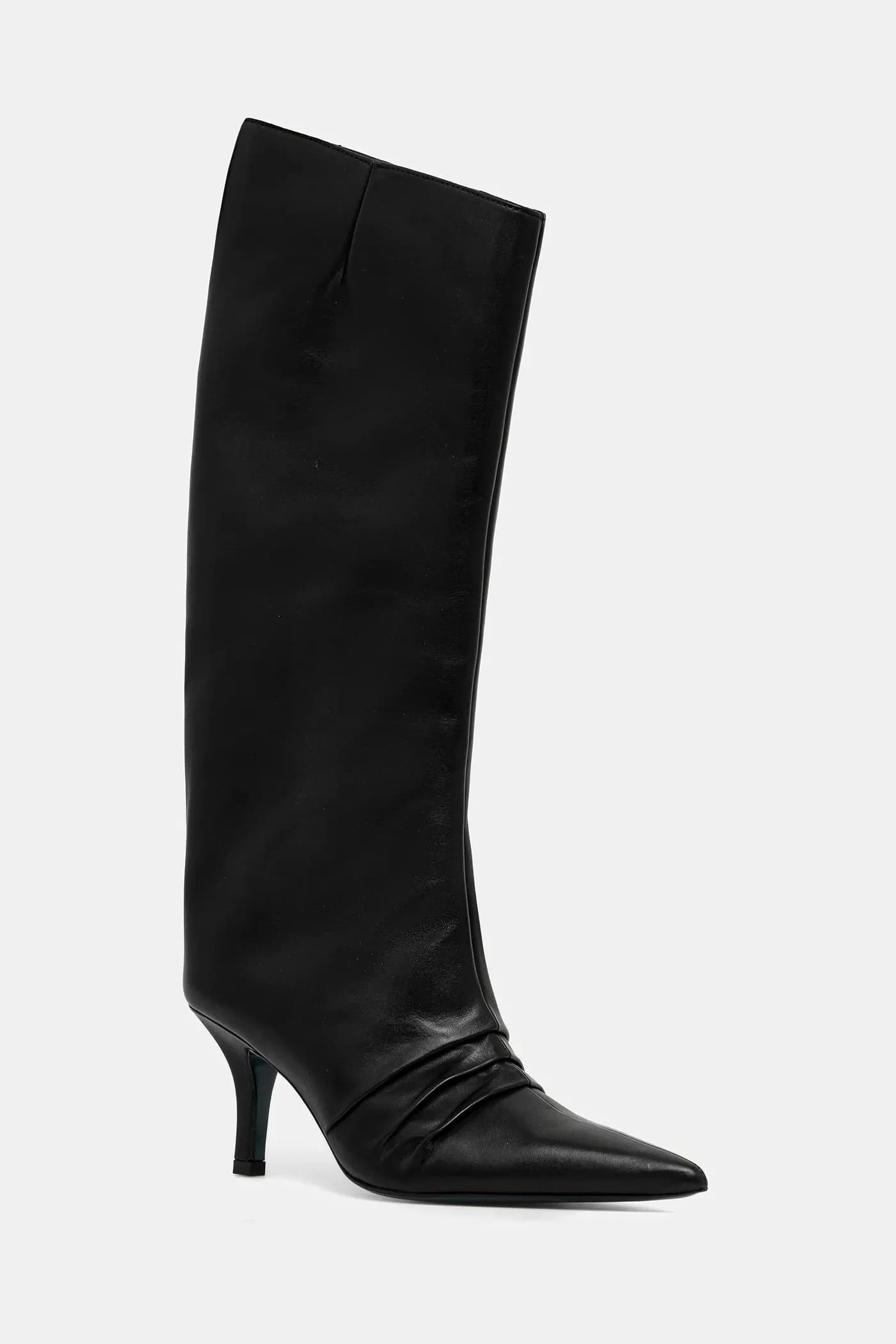 Кожаные сапоги