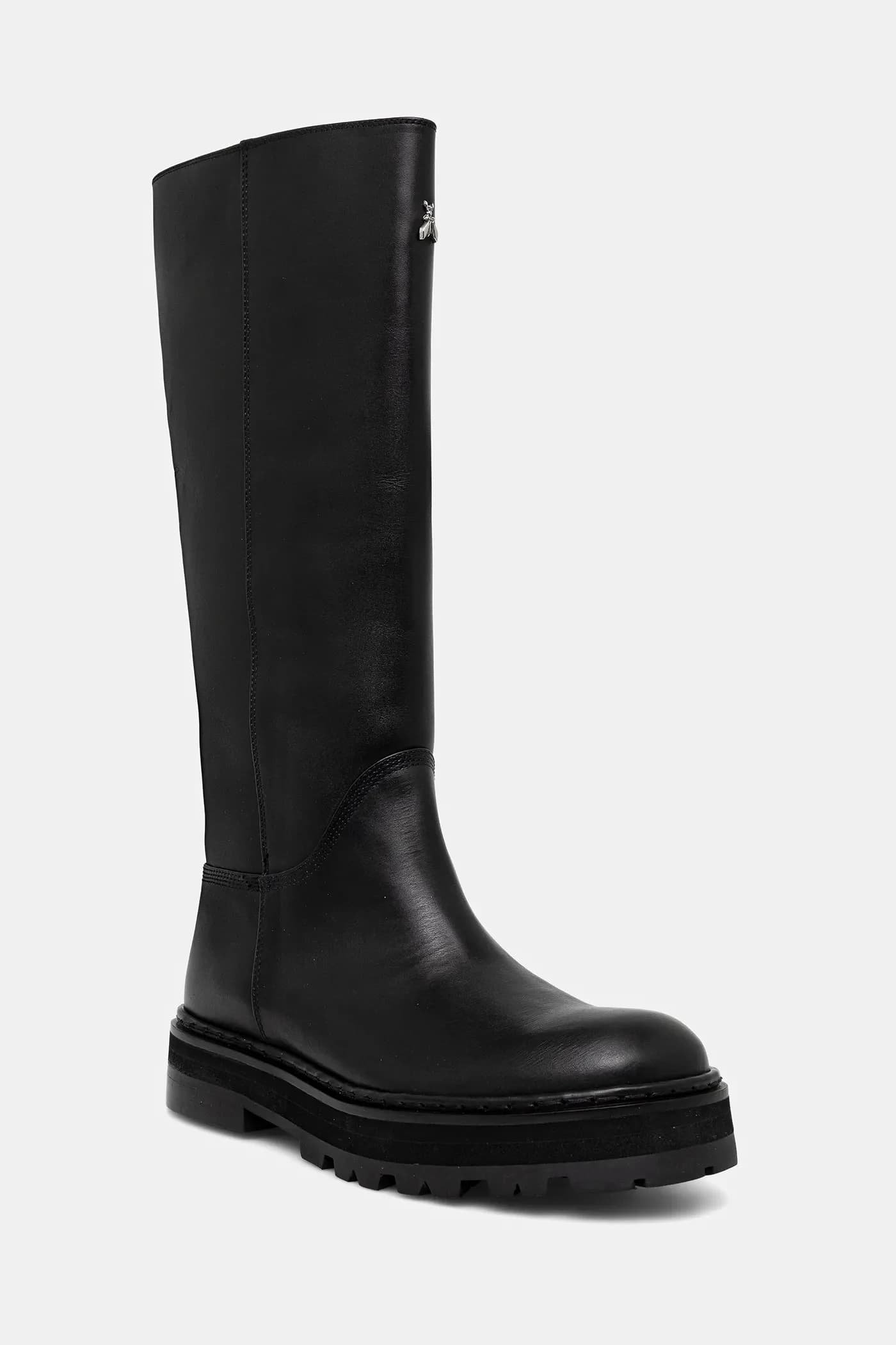 Кожаные сапоги