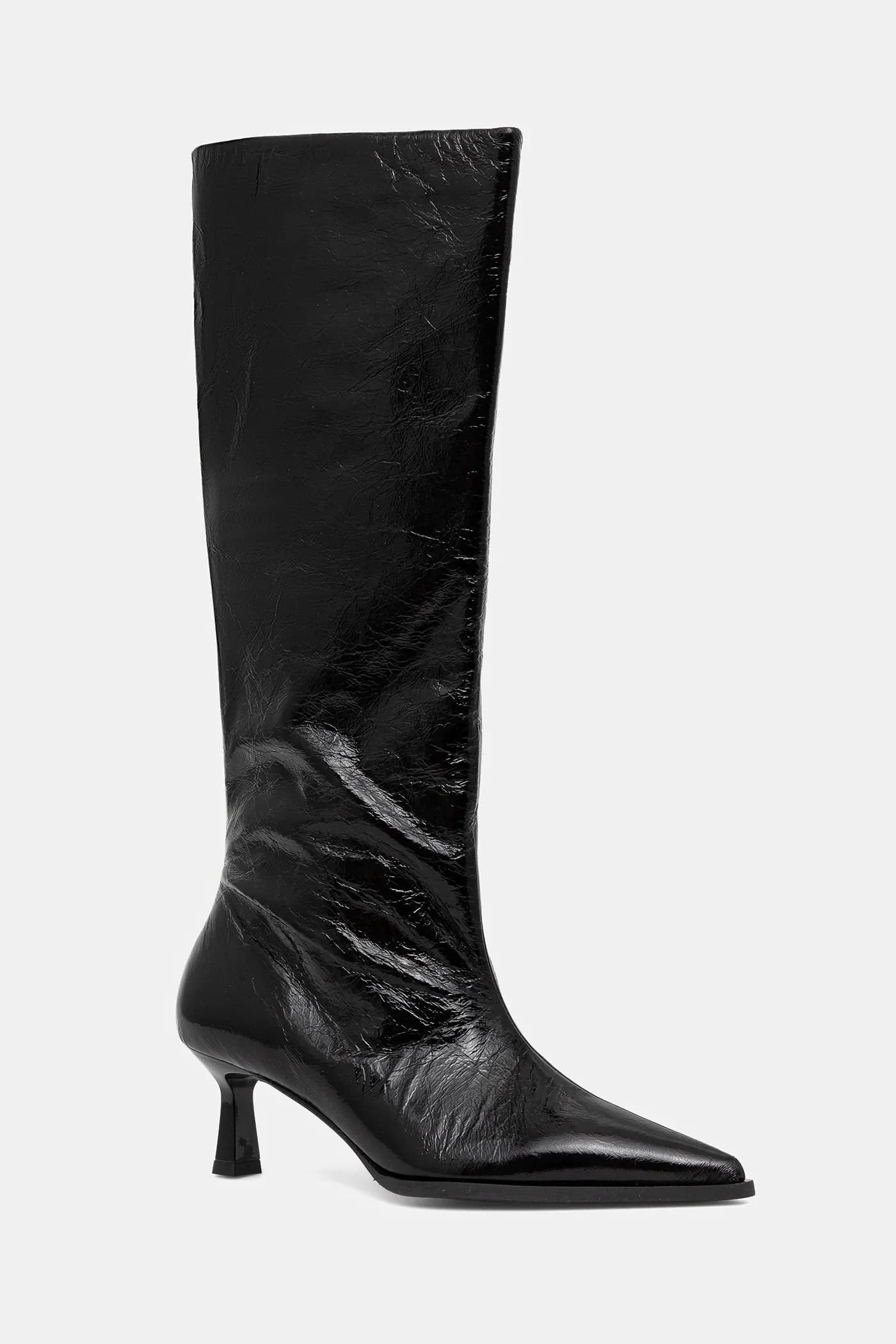 Кожаные сапоги