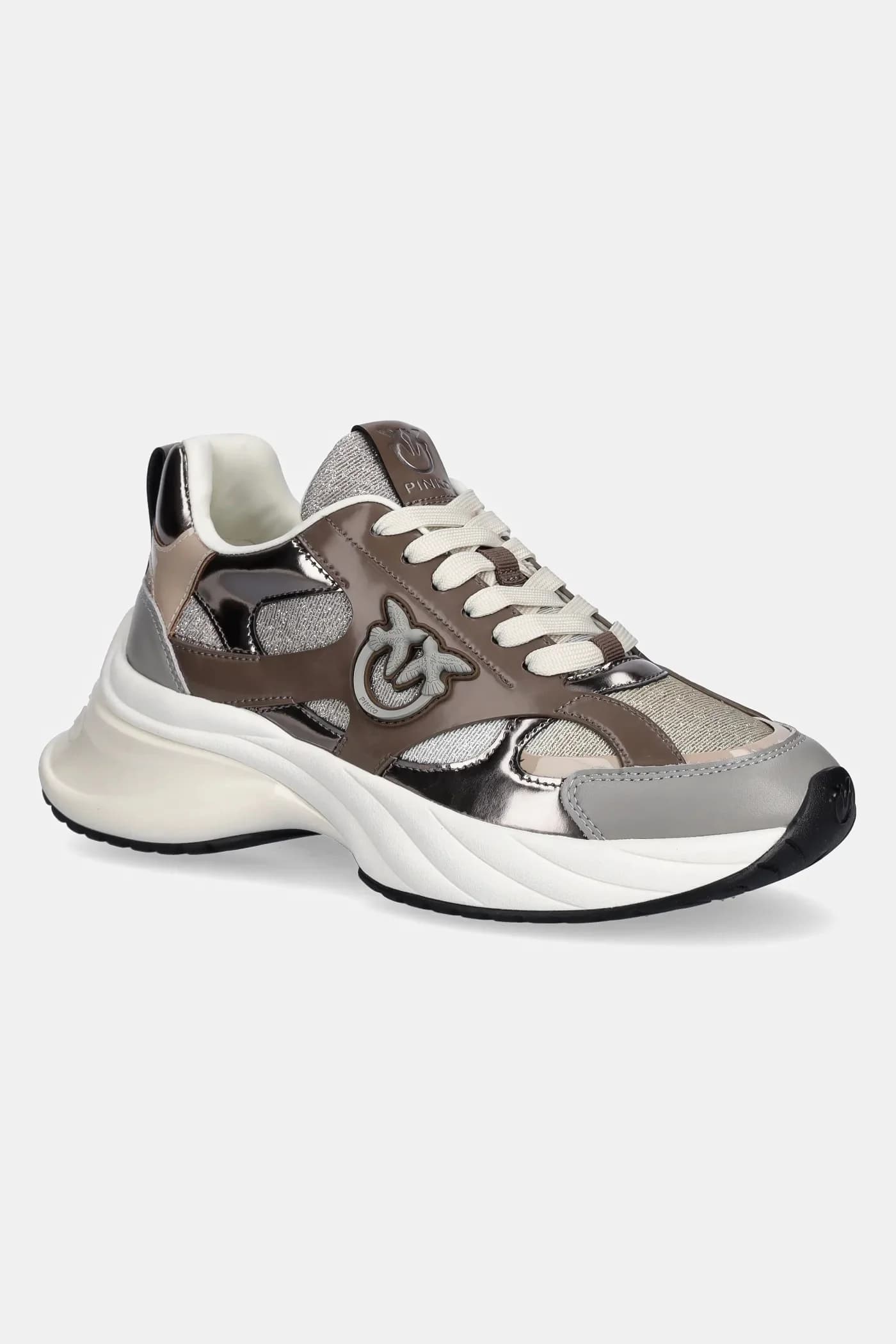 кроссовки Ariel 15