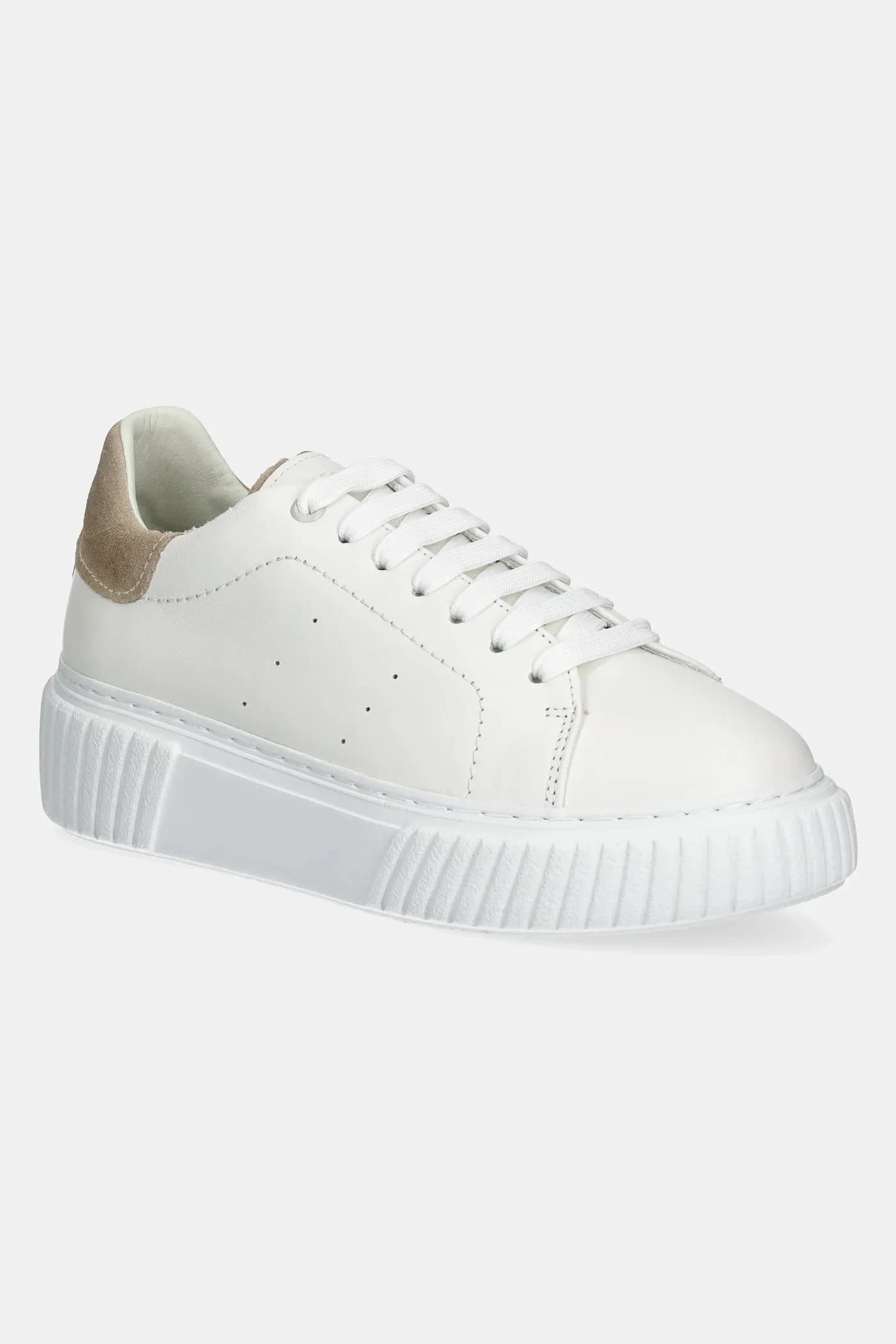 кожаные кроссовки SVEA