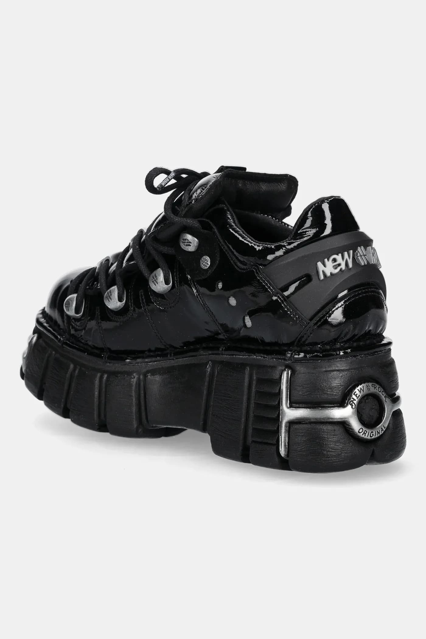 Кроссовки - фото 3