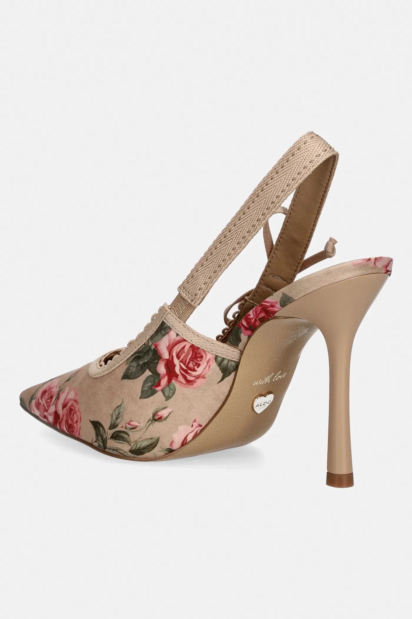 ХЕННИ на высоких каблуках - фото 3