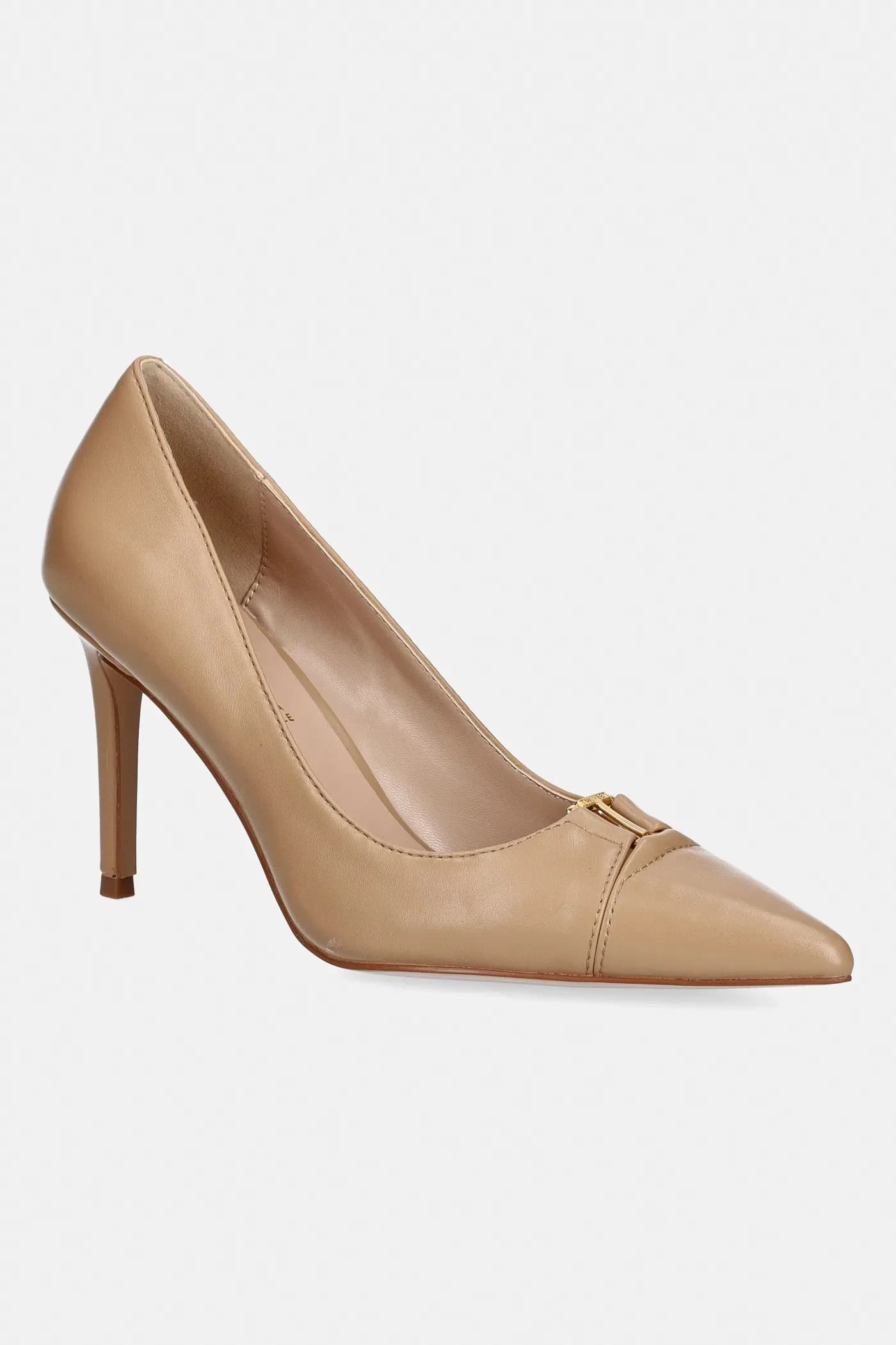 Кожаные туфли на высоком каблуке