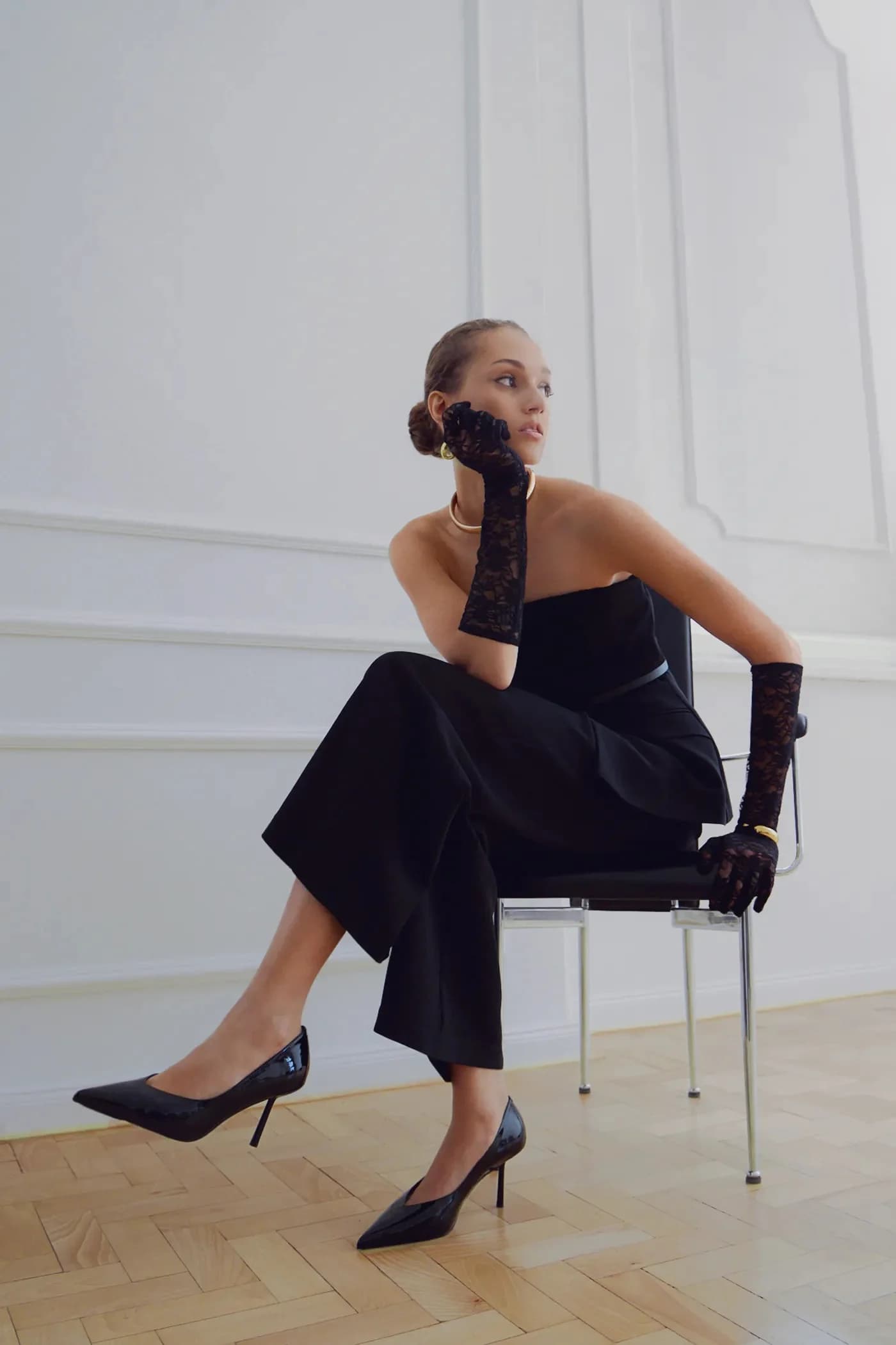 Кожаные туфли на высоком каблуке