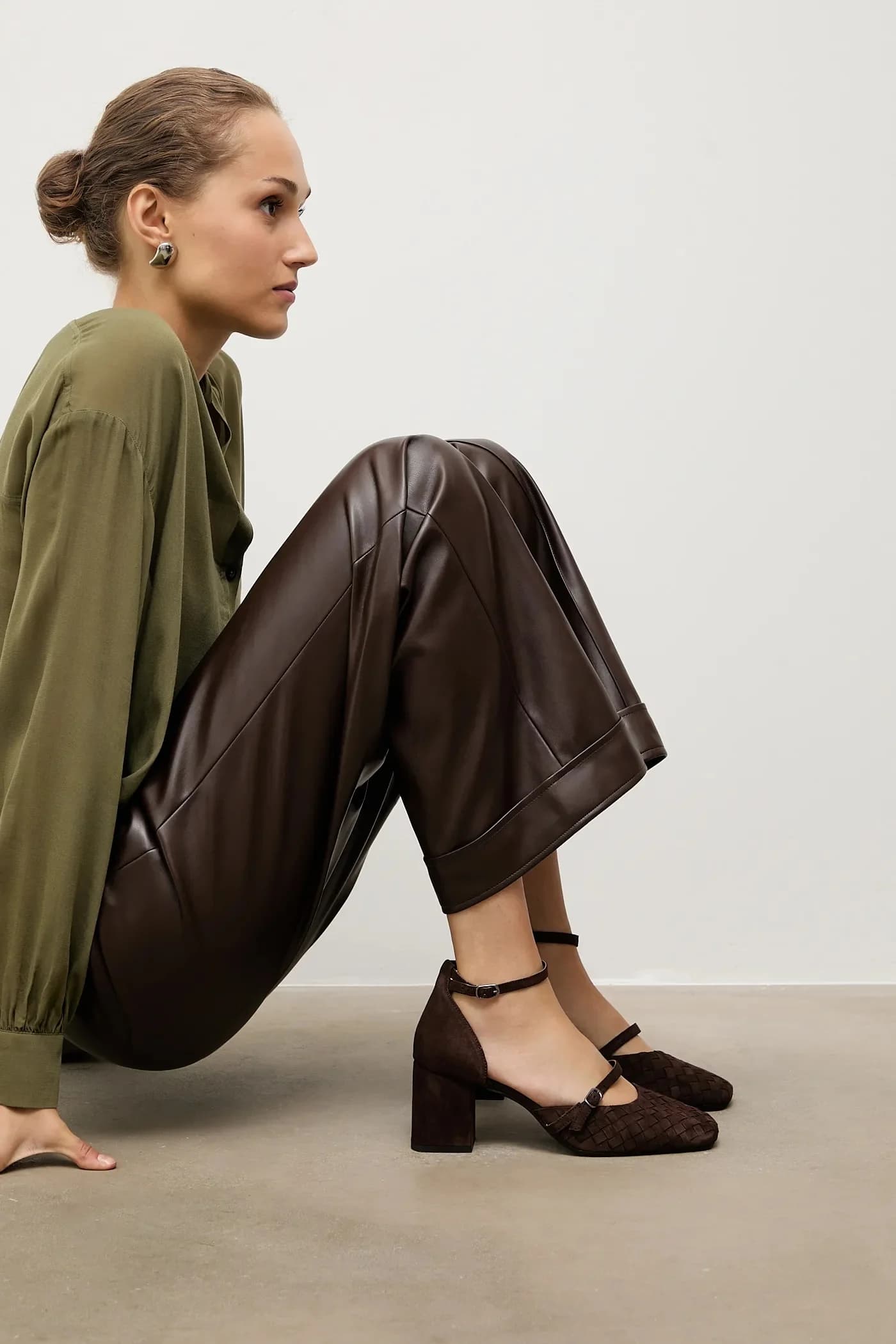 Замшевые туфли