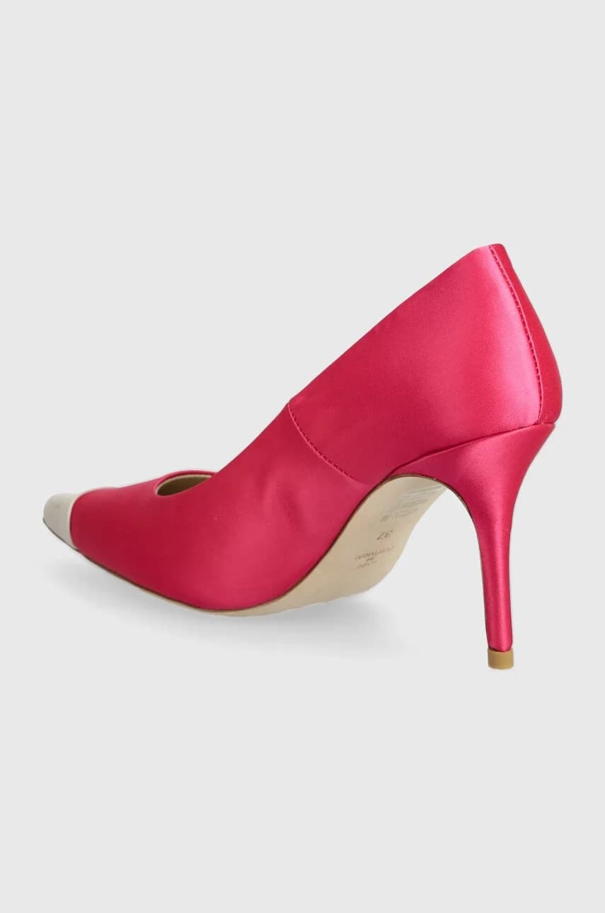 Алджо на высоких каблуках - фото 3