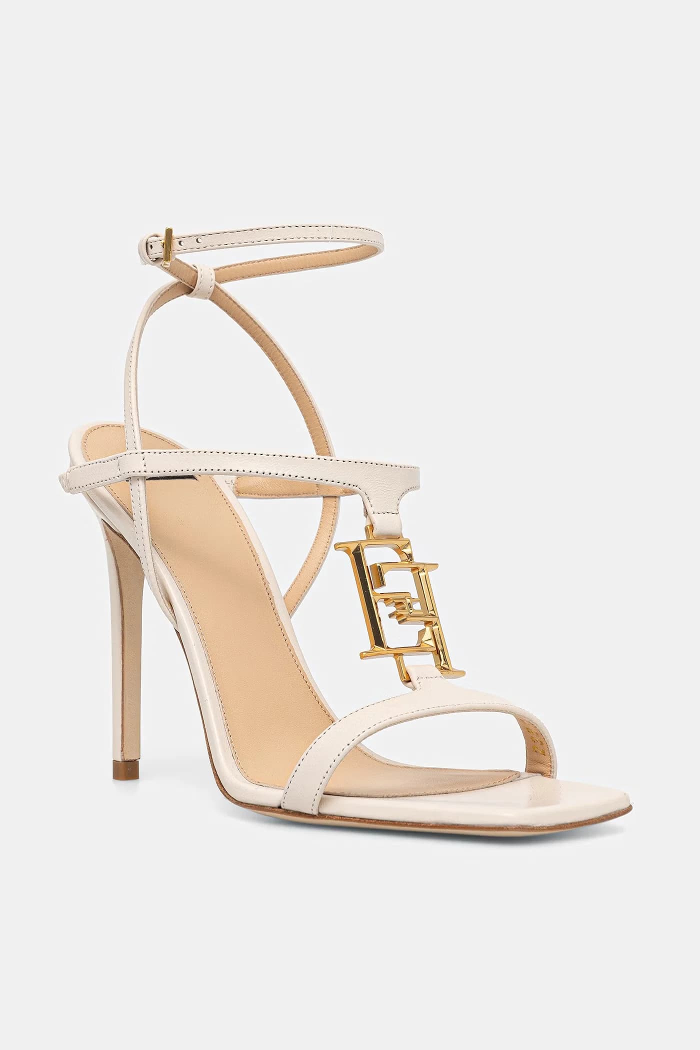 Кожаные сандалии