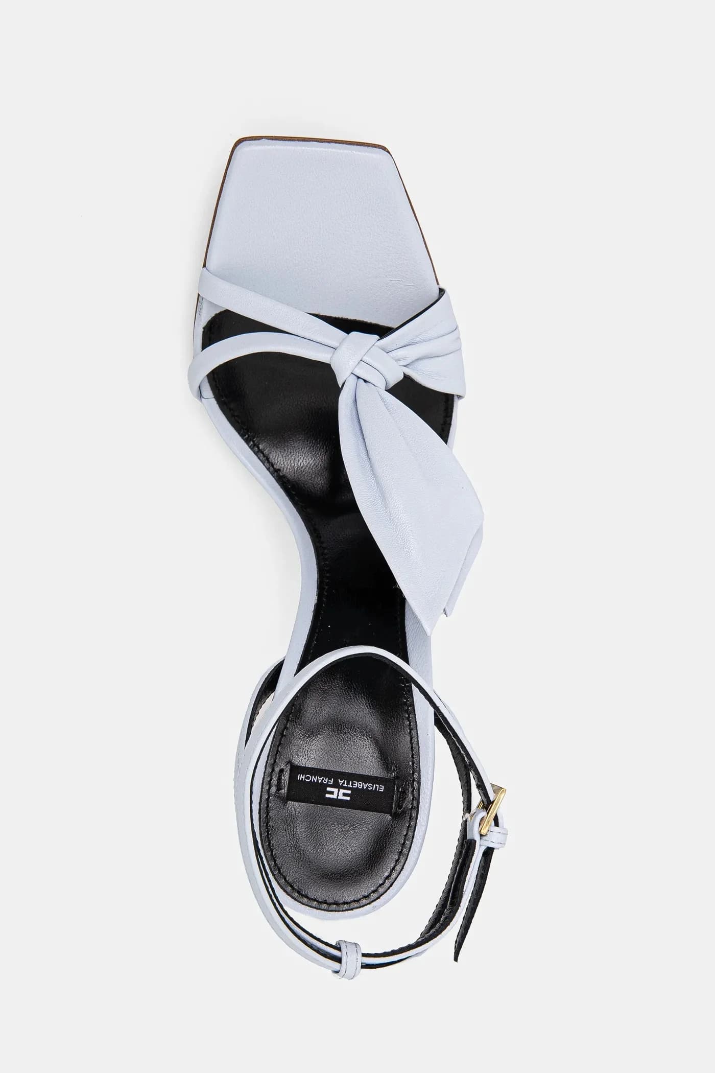 Кожаные туфли на высоком каблуке - фото 4