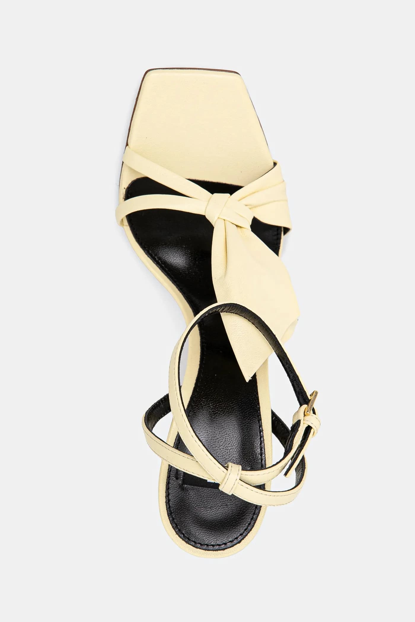 Кожаные туфли на высоком каблуке - фото 4