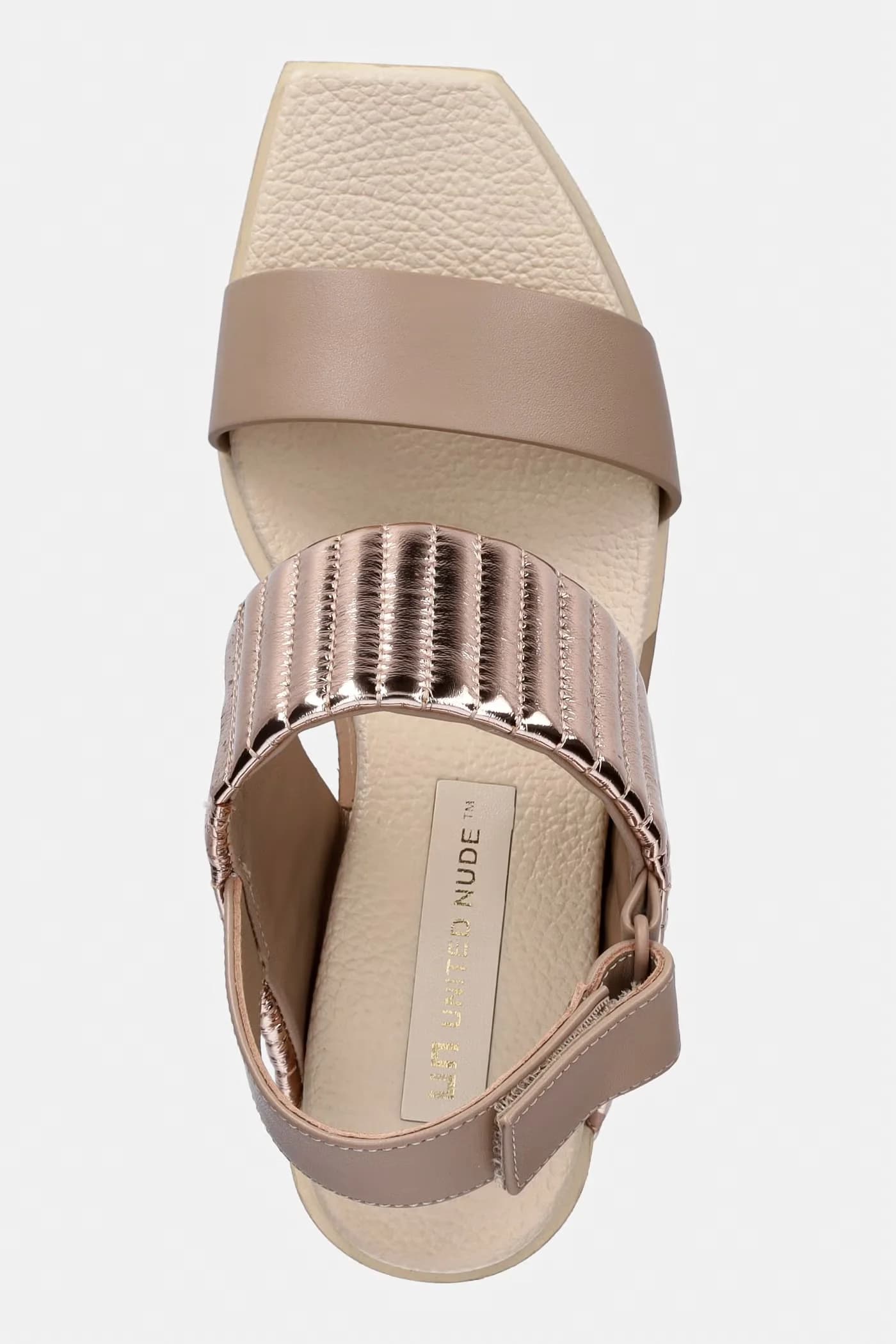 Кожаные босоножки на танкетке Delta Wedge Puffier - фото 4