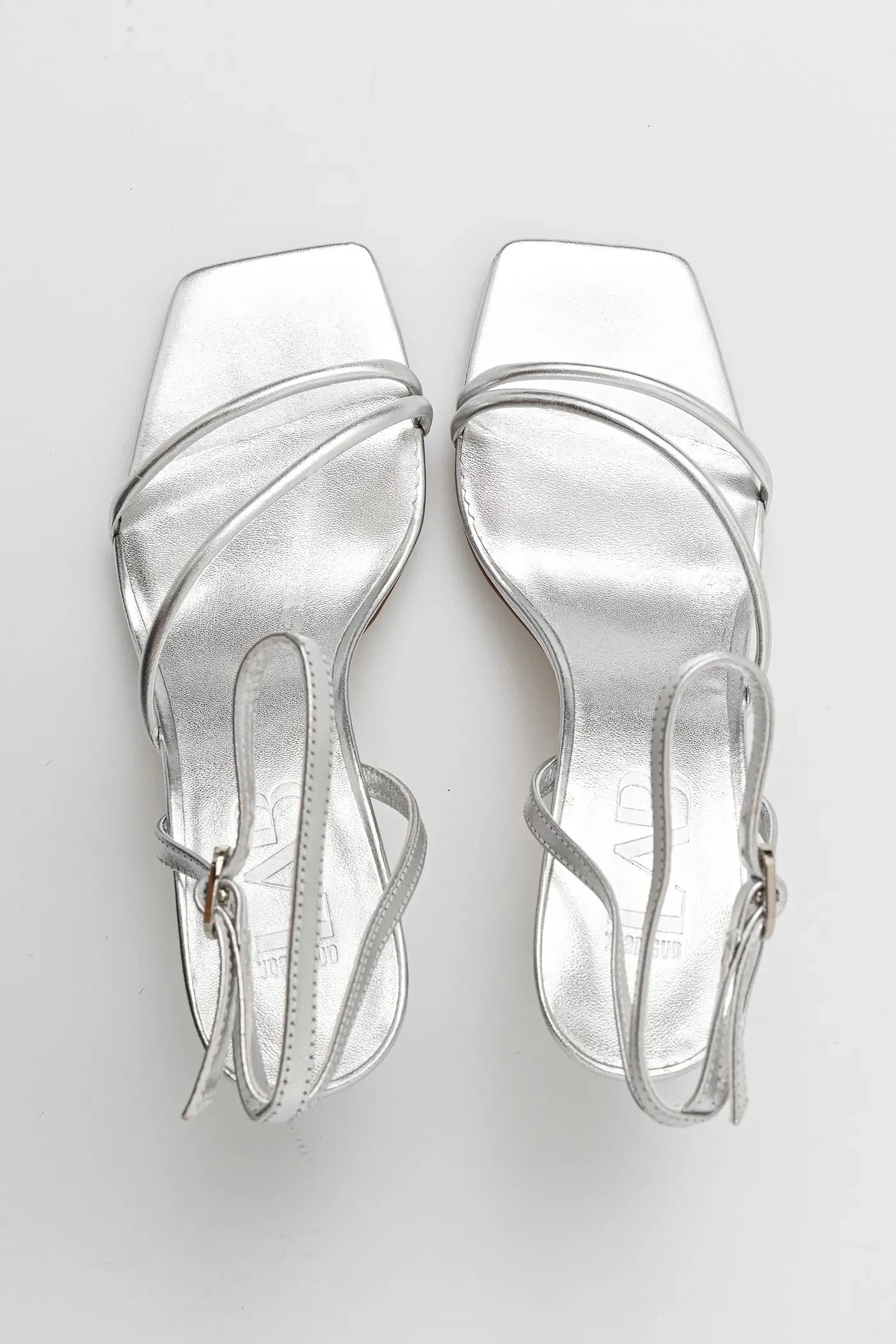 Кожаные сандалии - фото 4