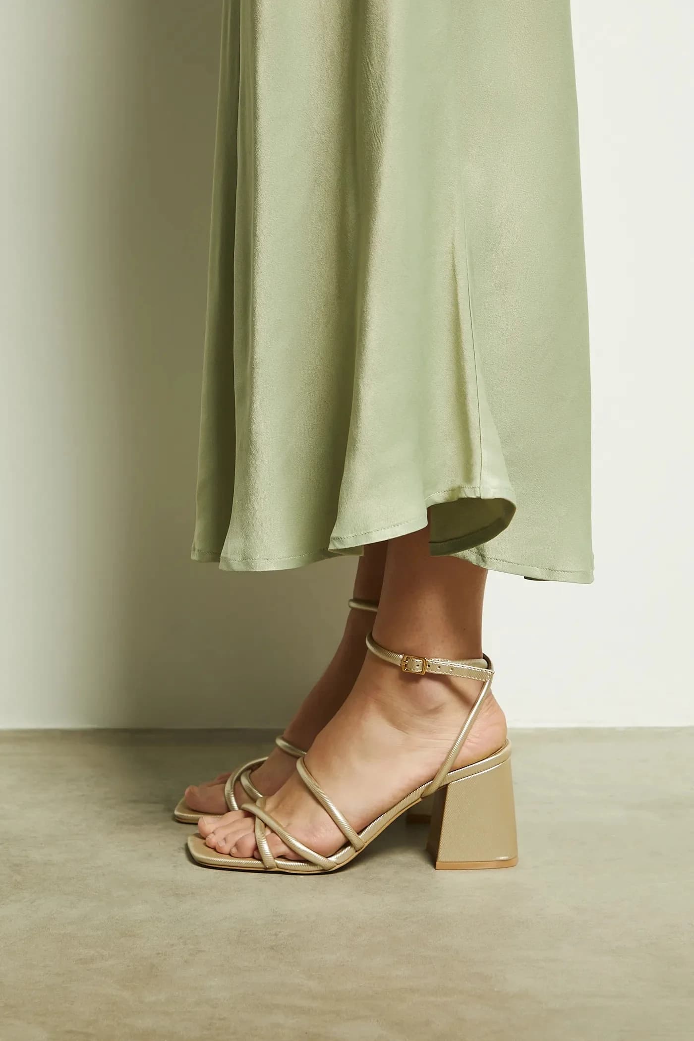 Сандалии - фото 6