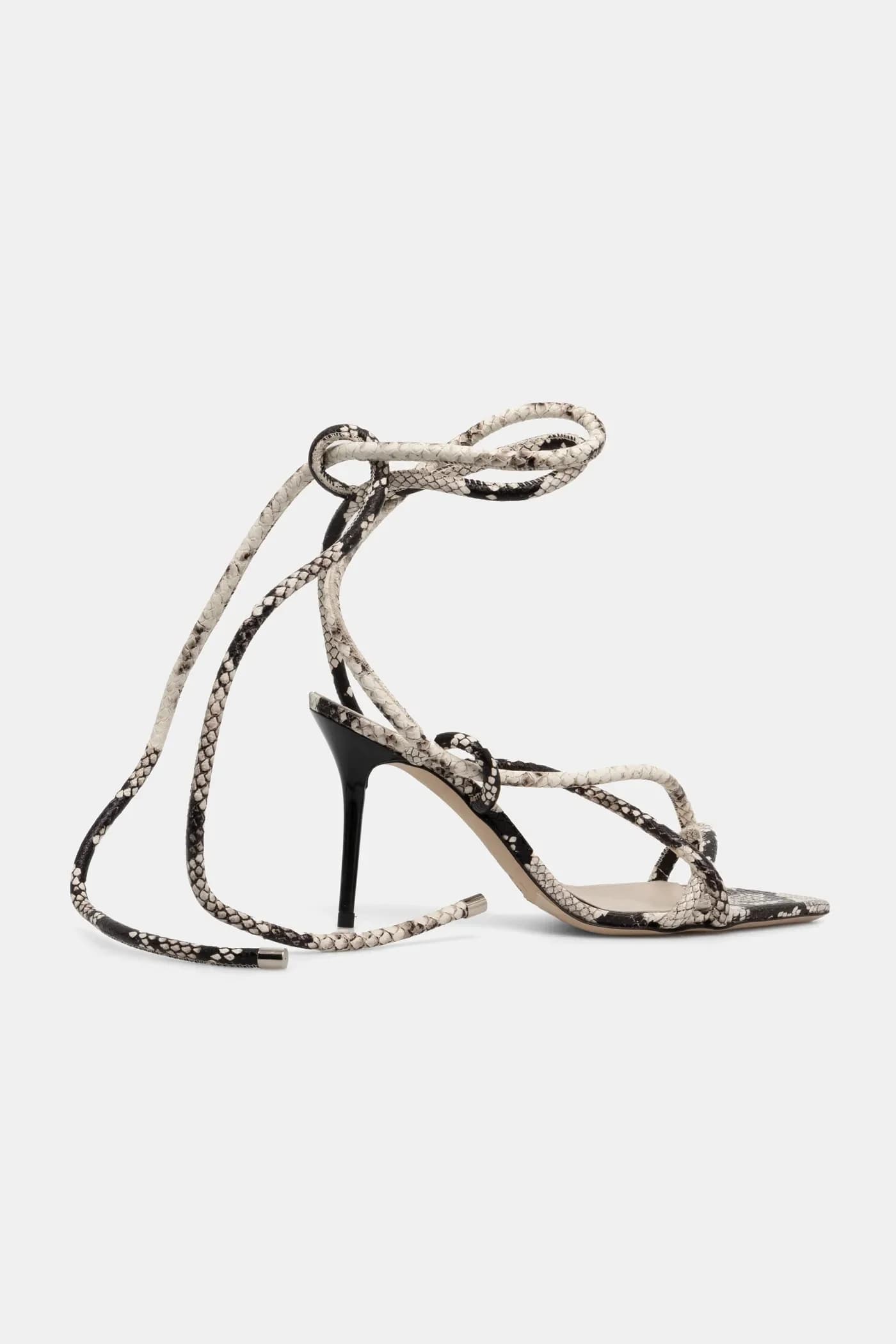 босоножки с эффектом потертости - фото 3