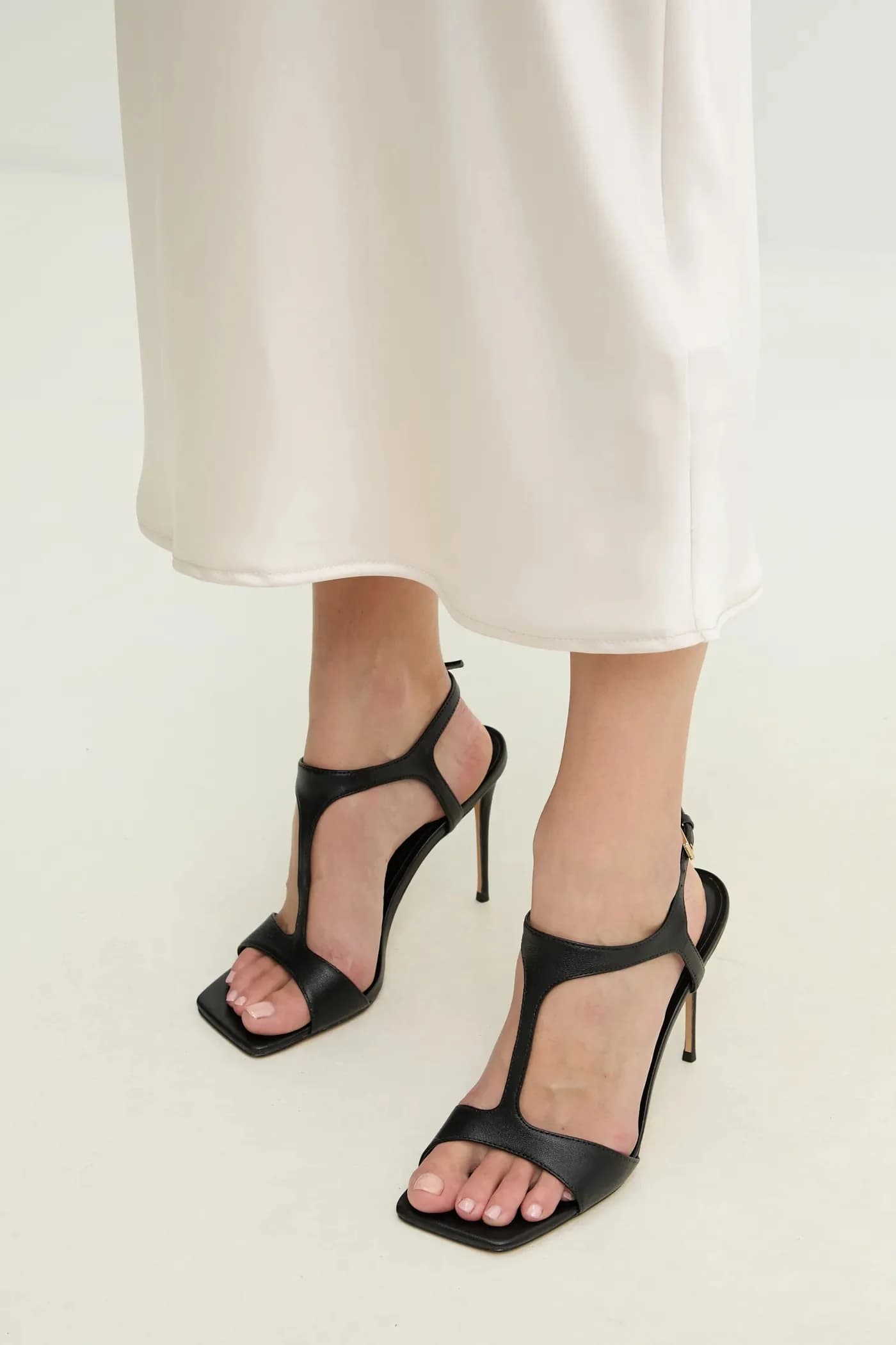 Кожаные сандалии - фото 6