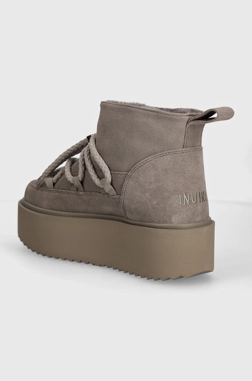 Классические замшевые зимние ботинки на низкой платформе - фото 3